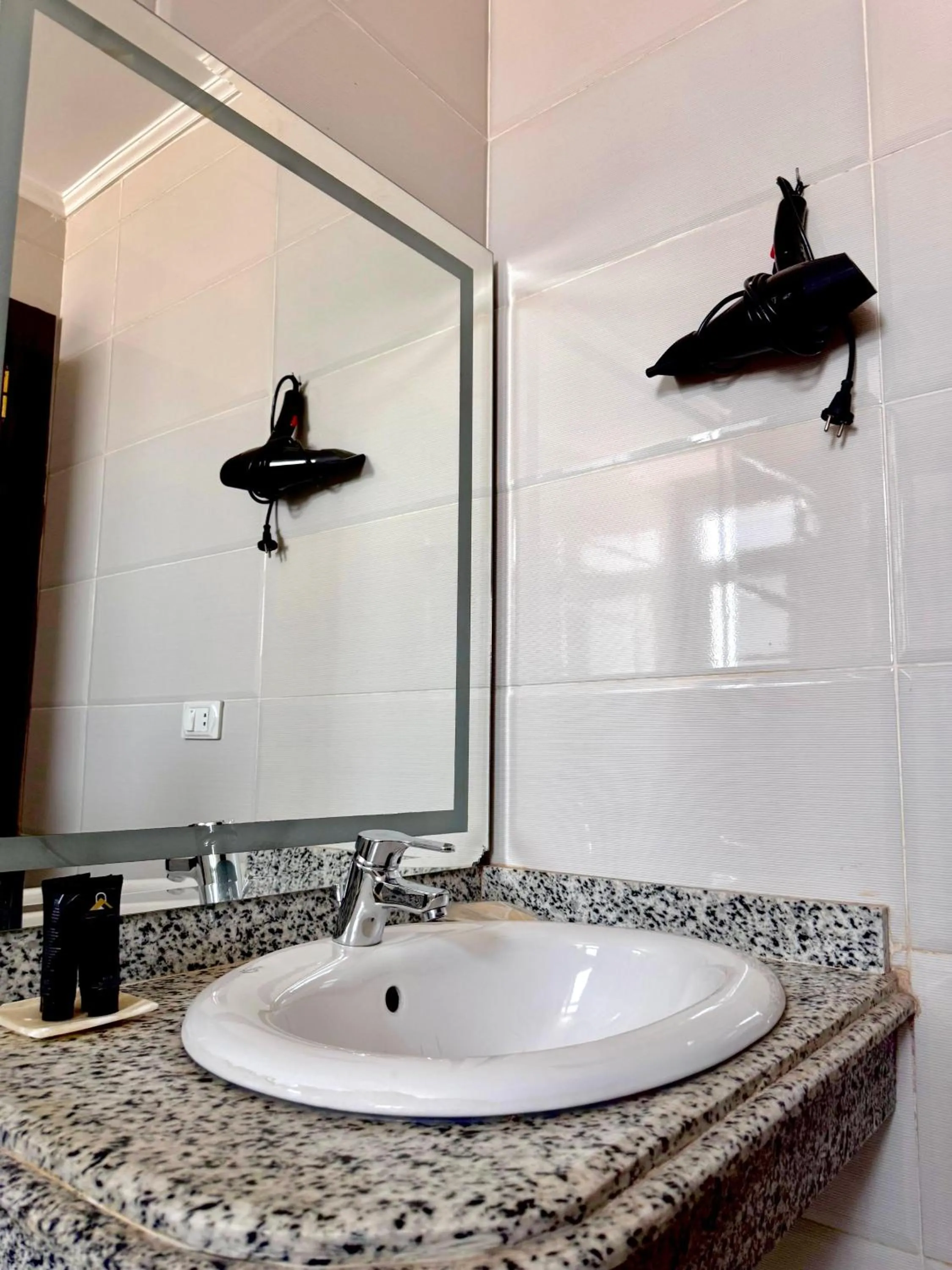 Bathroom in PYRAMIDS TOWER Inn