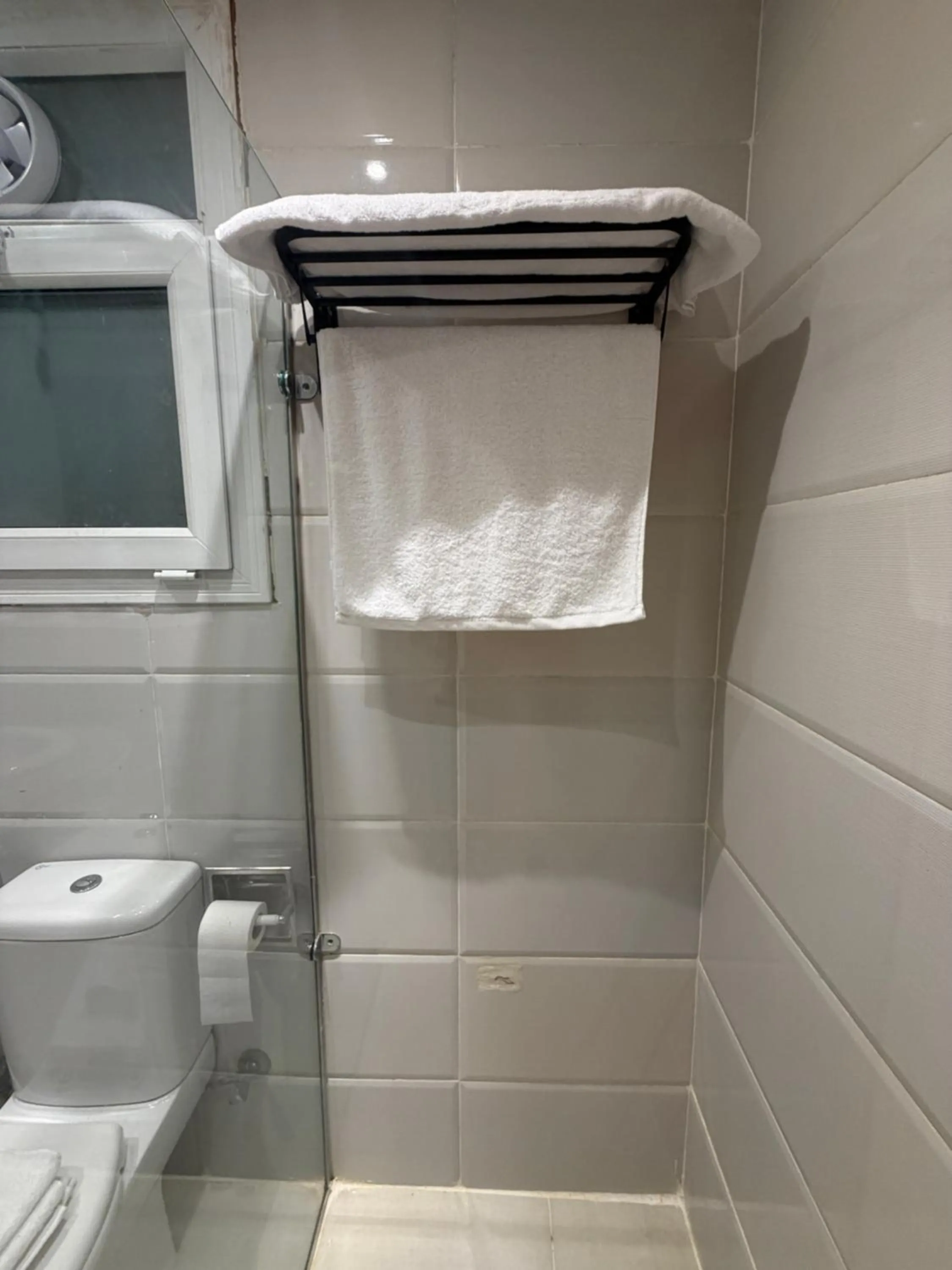 Eco green pyramids hotel