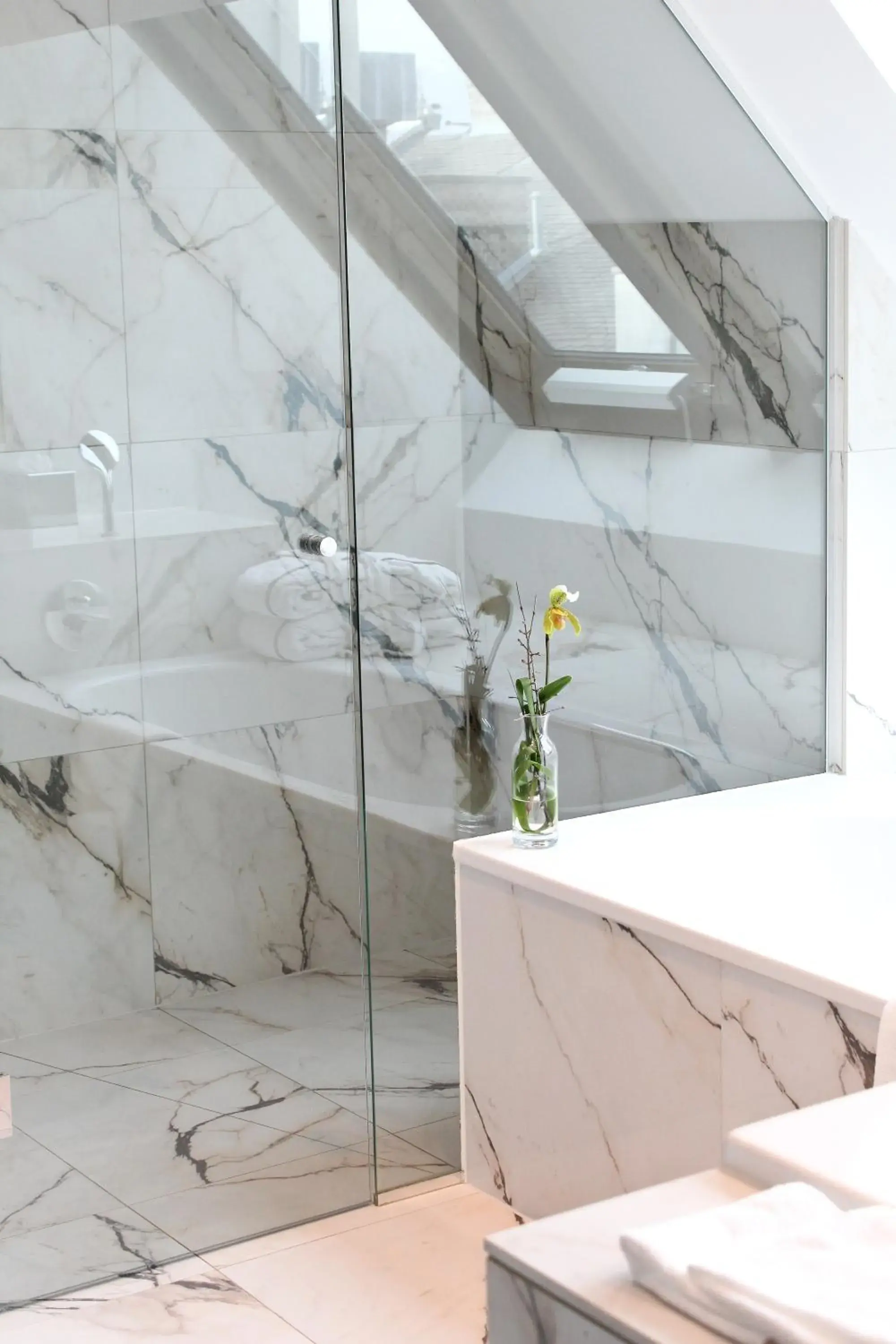 Courtyard Deluxe- Top Floor in The Guesthouse Vienna Courtyard Deluxe- Top Floor in The Guesthouse Vienna