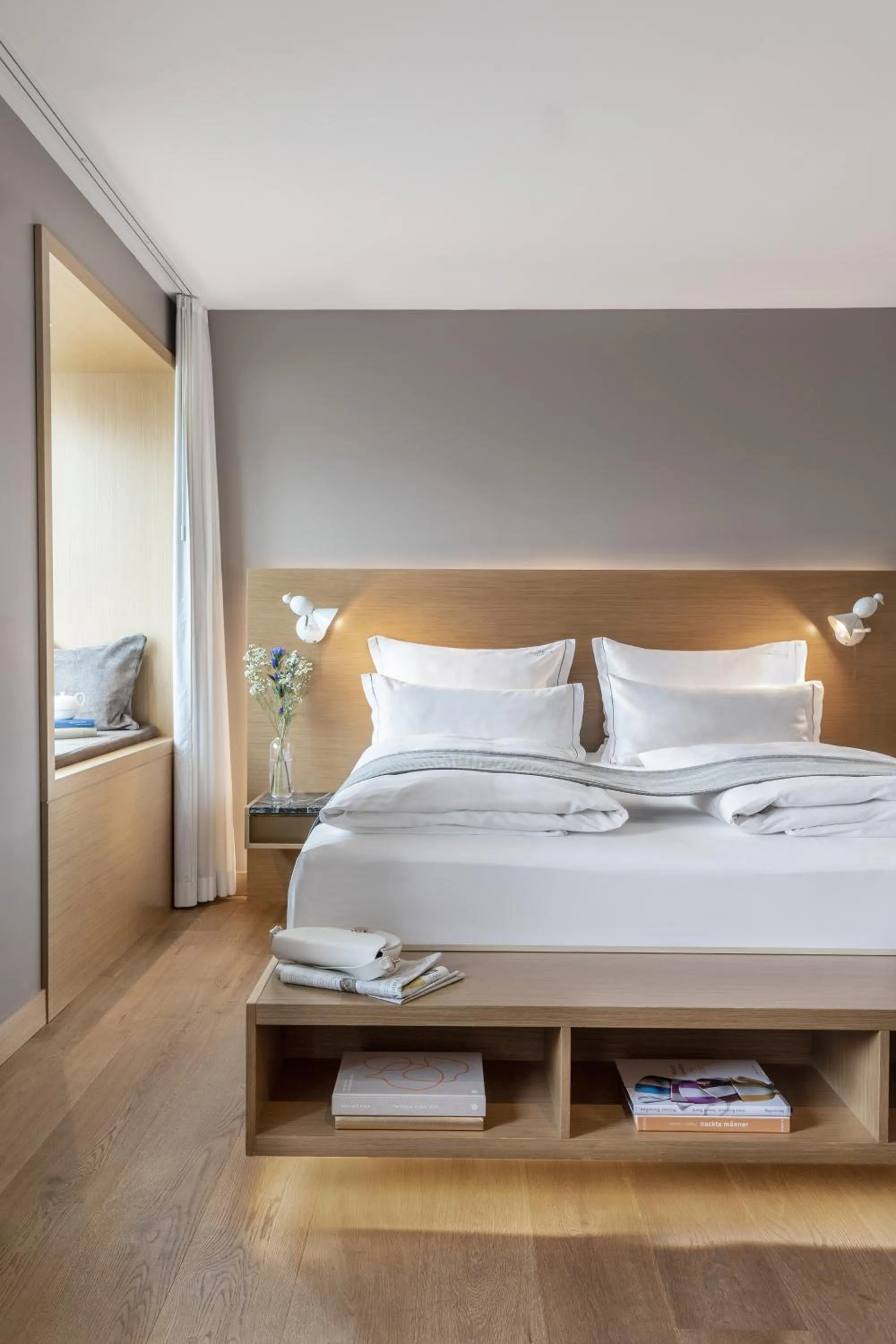 Photo of the whole room, Bed in The Guesthouse Vienna