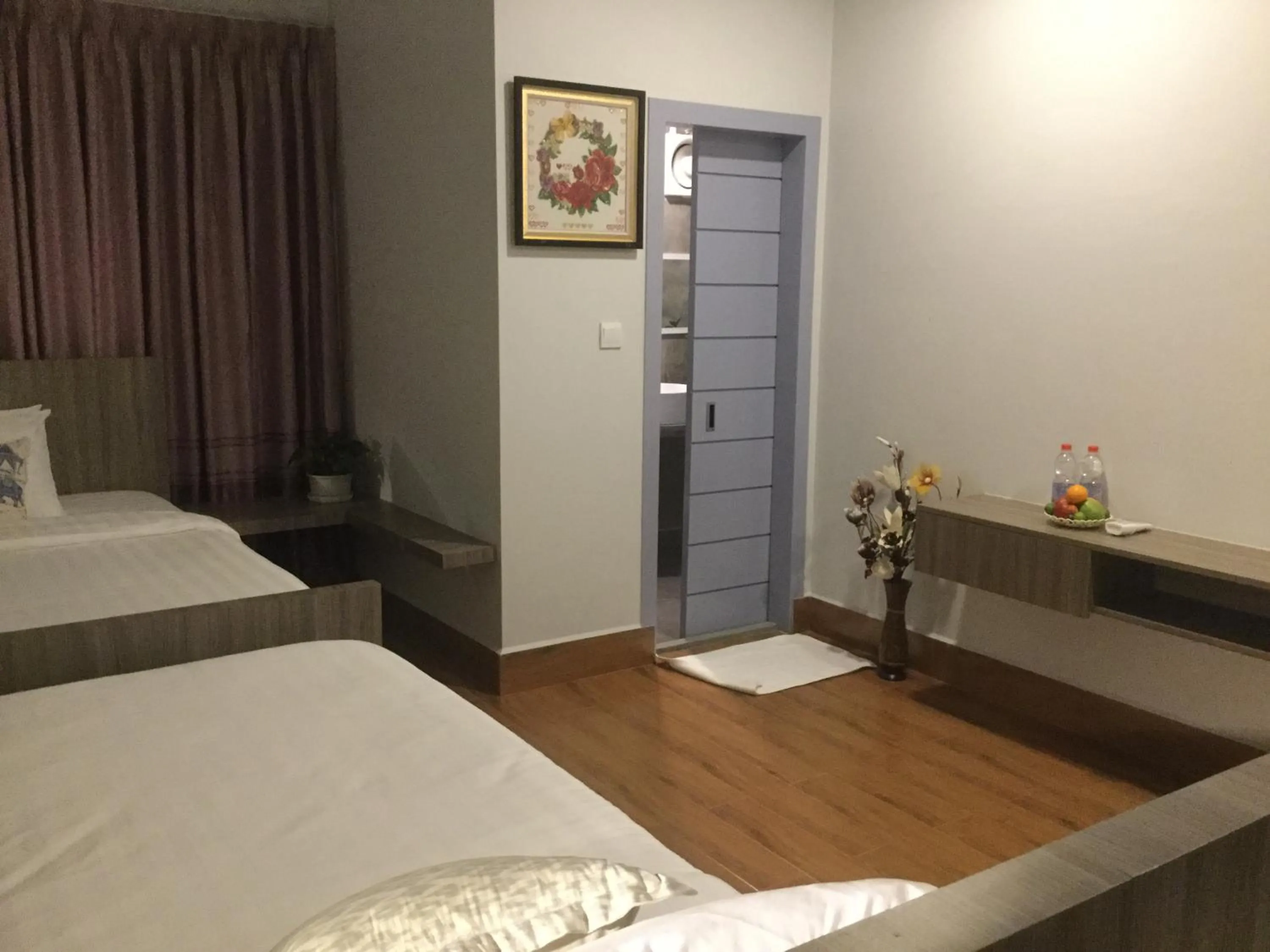 Bed in 2N Residence