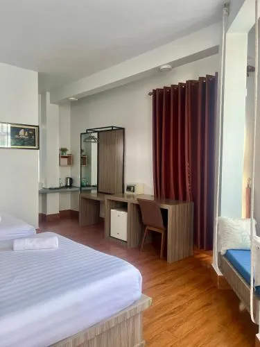 Bed in 2N Residence