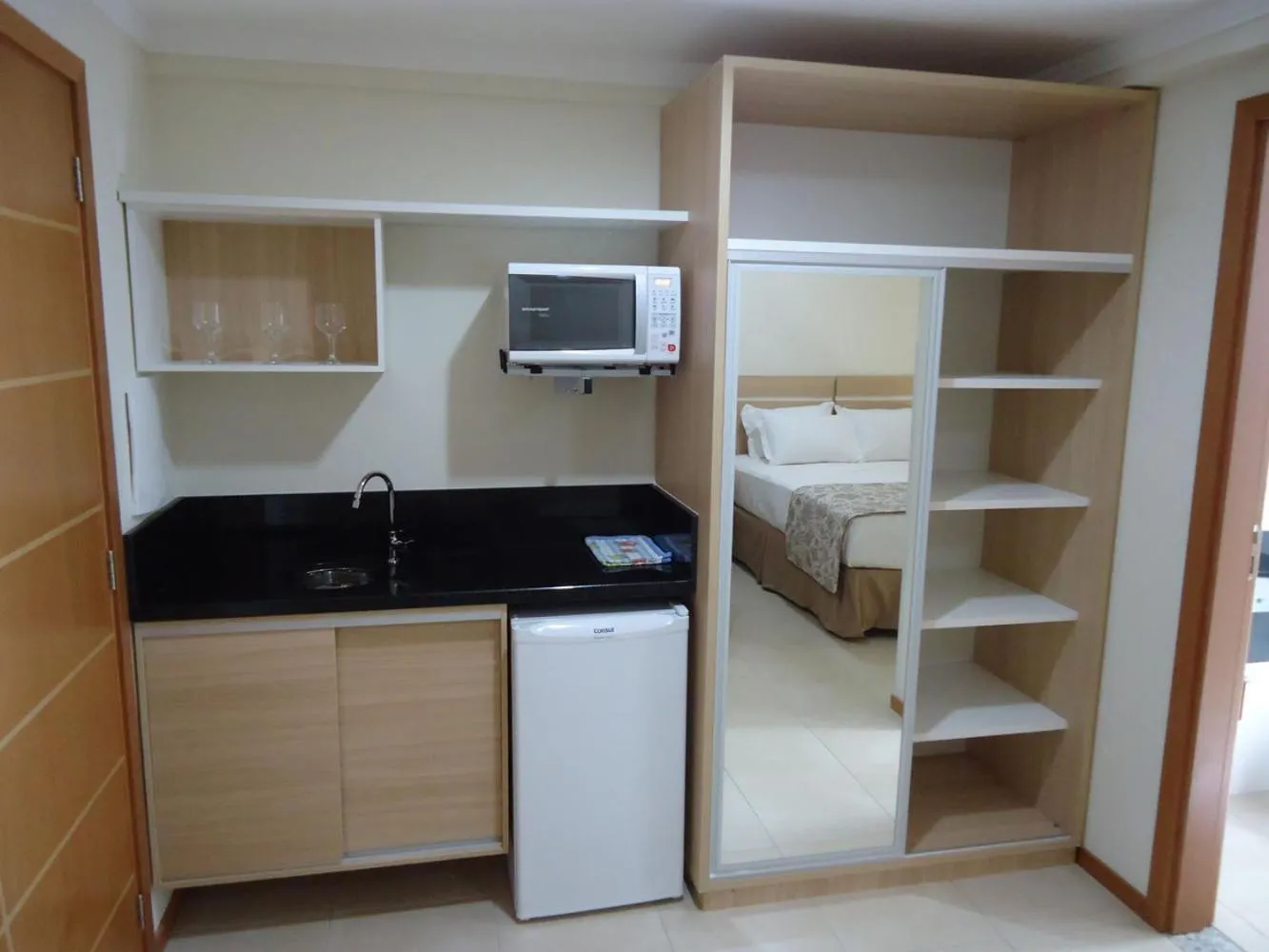 Kitchen or kitchenette, Bed in Varadero Palace Hotel