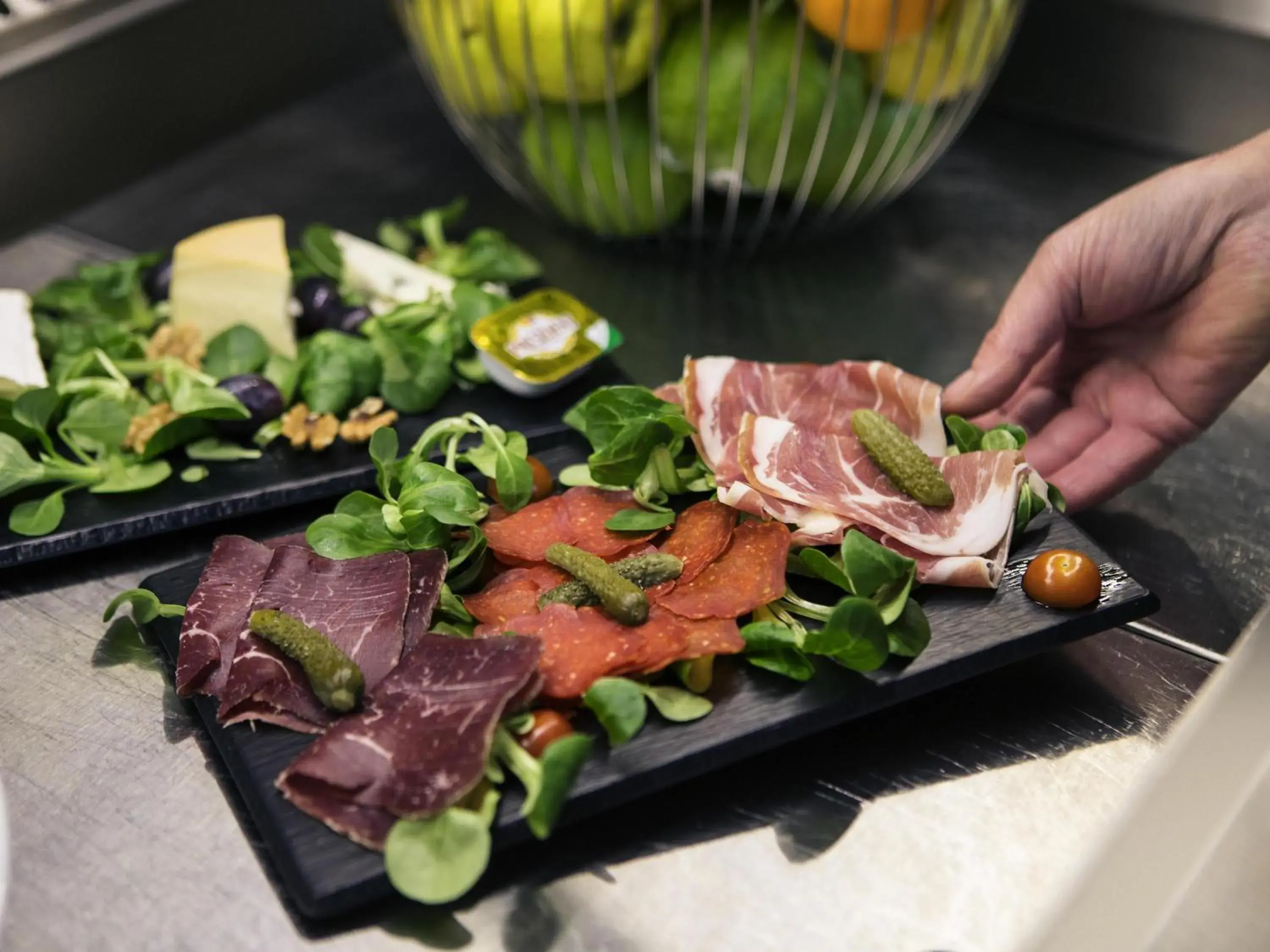 Lounge or bar in Mercure Rennes Centre Parlement Lounge or bar in Mercure Rennes Centre Parlement