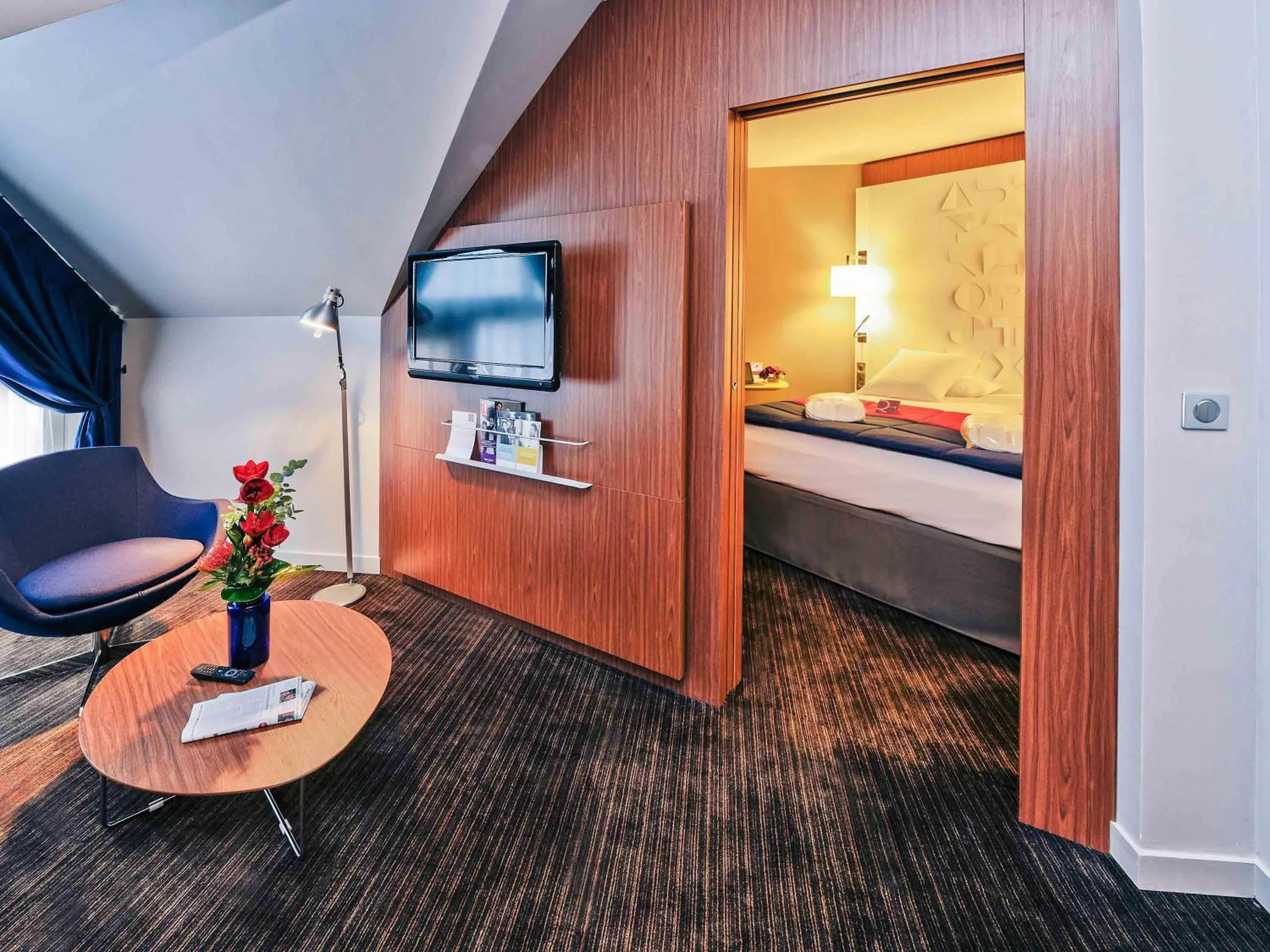 Bedroom, Bed in Mercure Rennes Centre Parlement