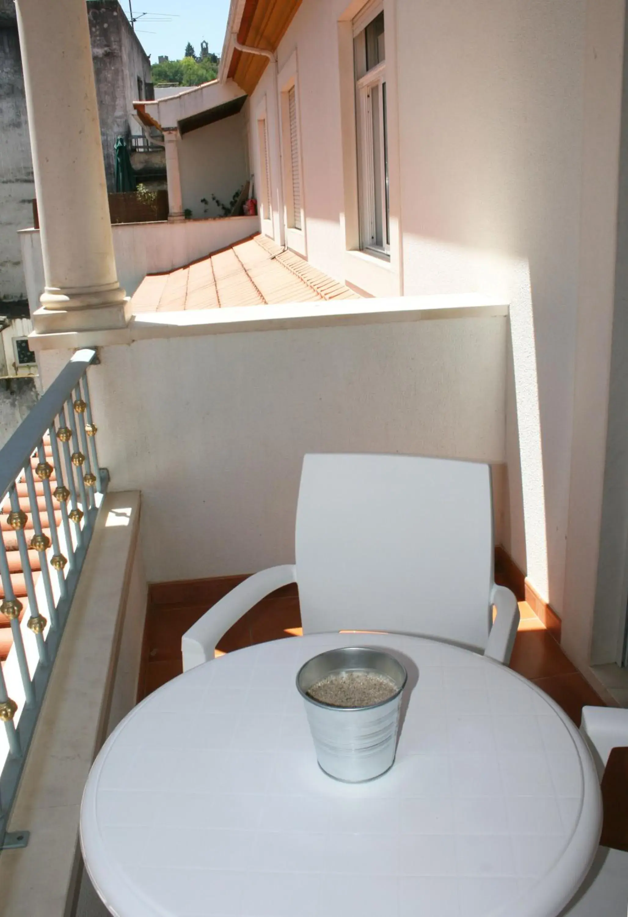 Twin Room - single occupancy in Hostel 2300 Thomar Twin Room - single occupancy in Hostel 2300 Thomar