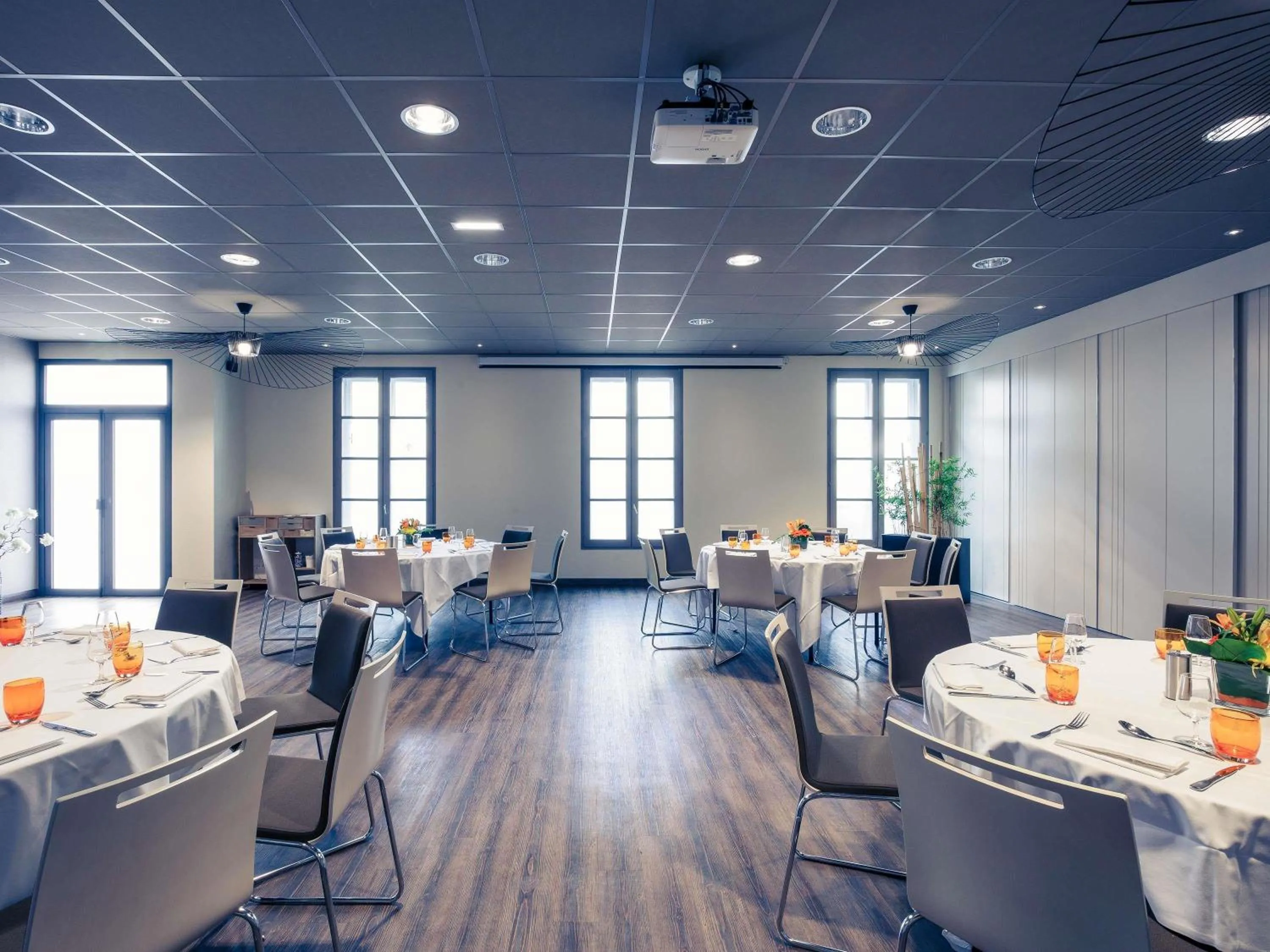 Meeting/conference room in Mercure La Roche Sur Yon