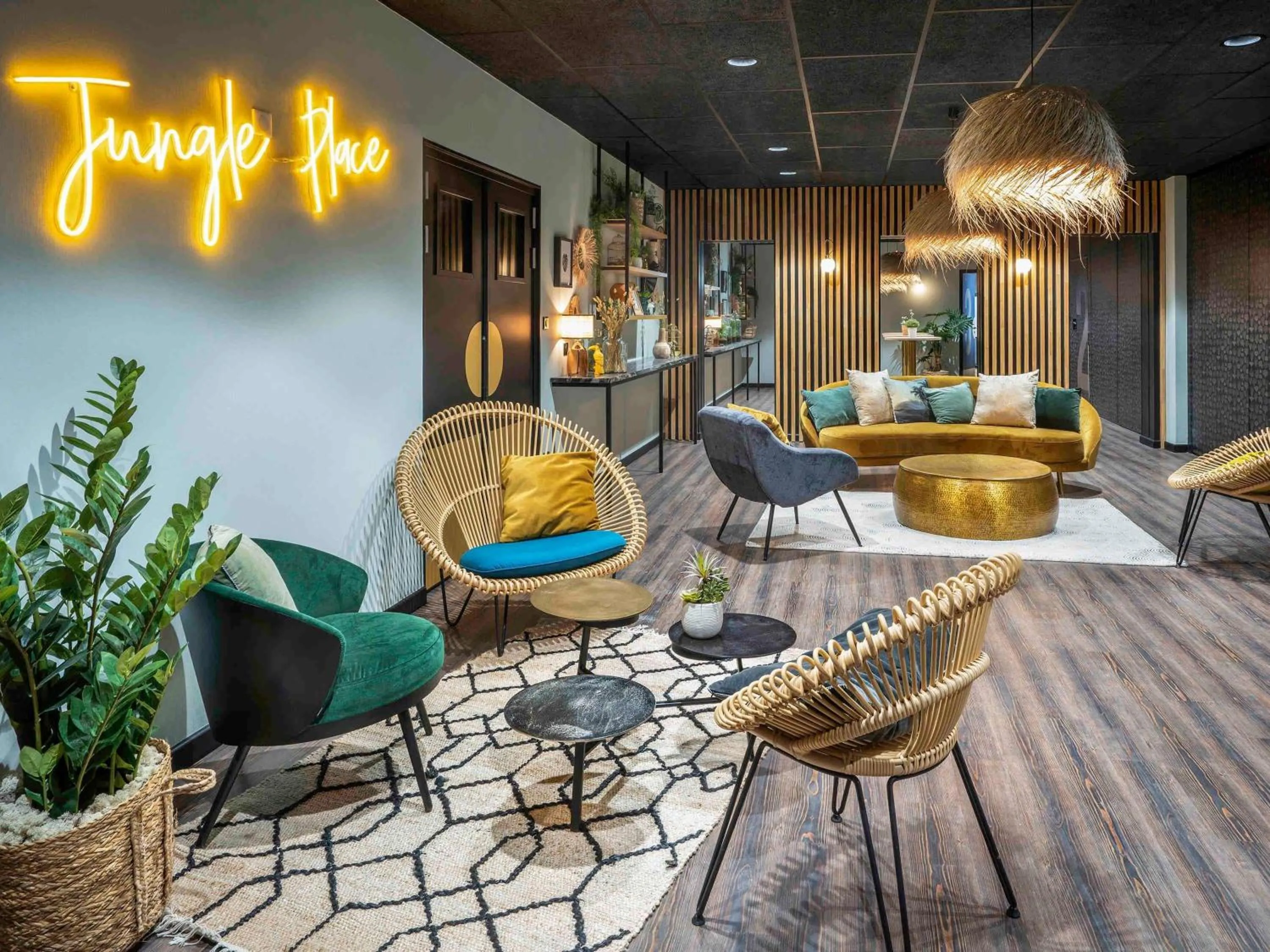 Meeting/conference room in Mercure La Roche Sur Yon