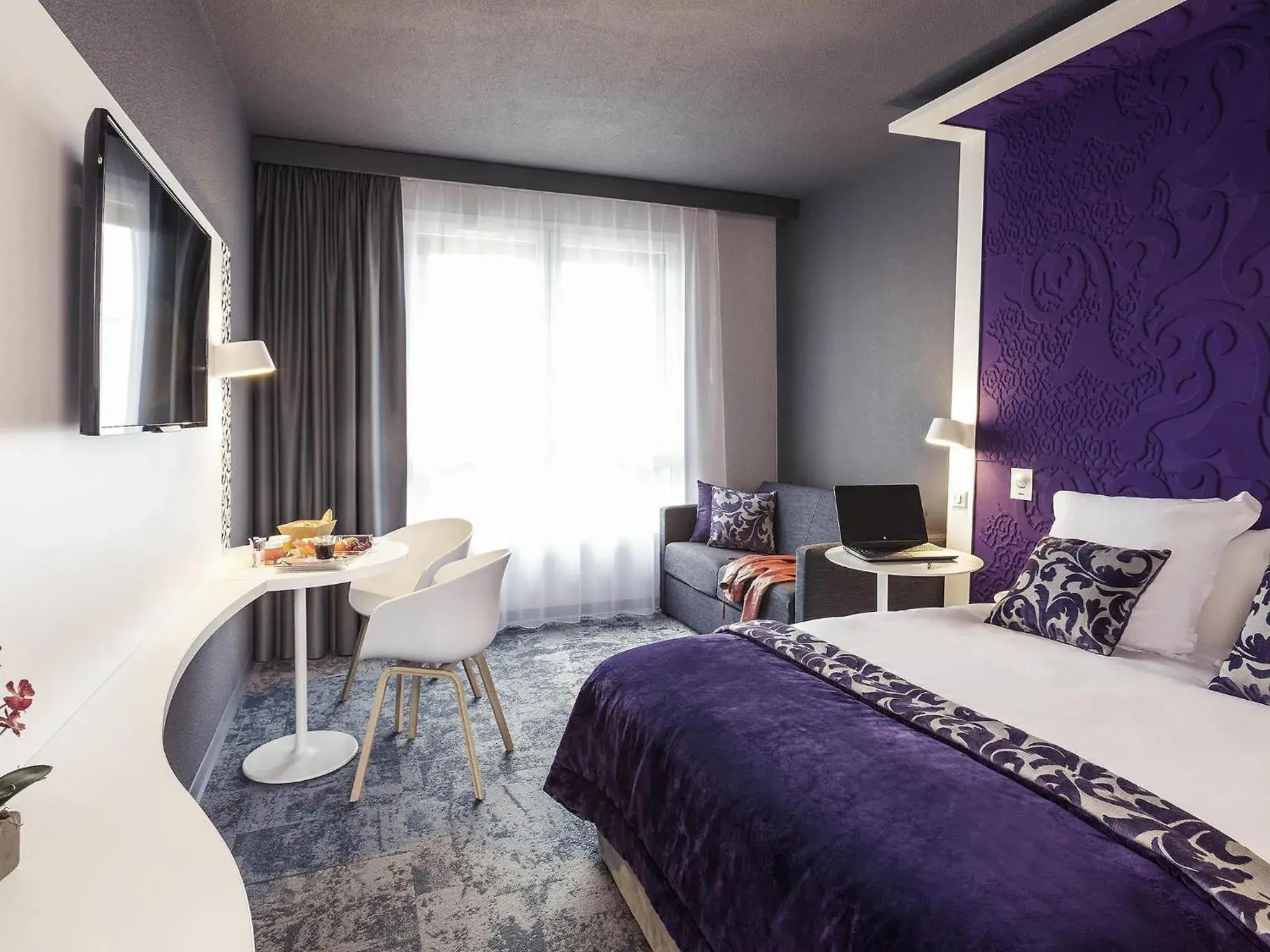 Bedroom, Bed in Mercure La Roche Sur Yon Bedroom, Bed in Mercure La Roche Sur Yon