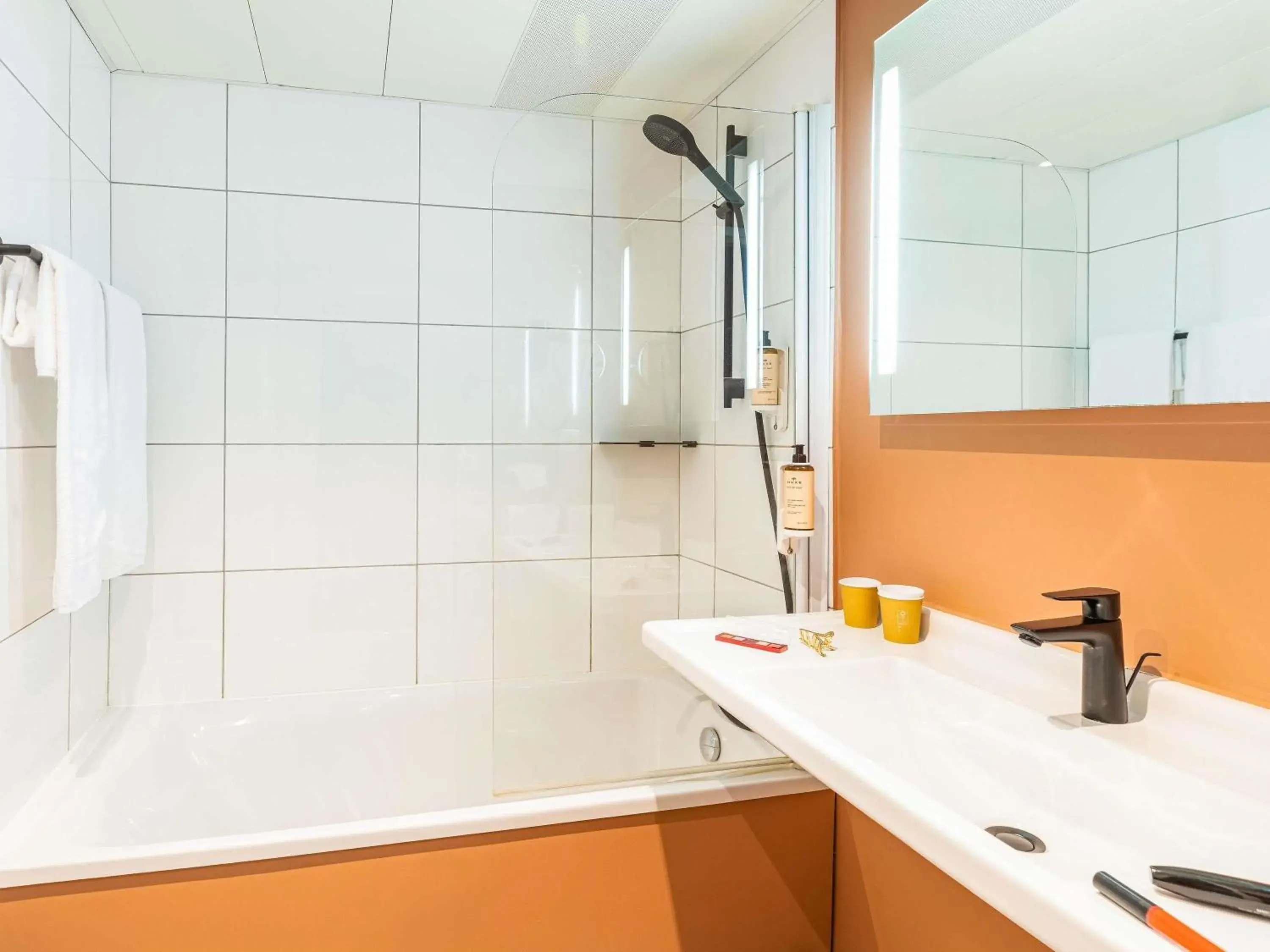 Bedroom in Mercure Mulhouse Centre Bedroom in Mercure Mulhouse Centre