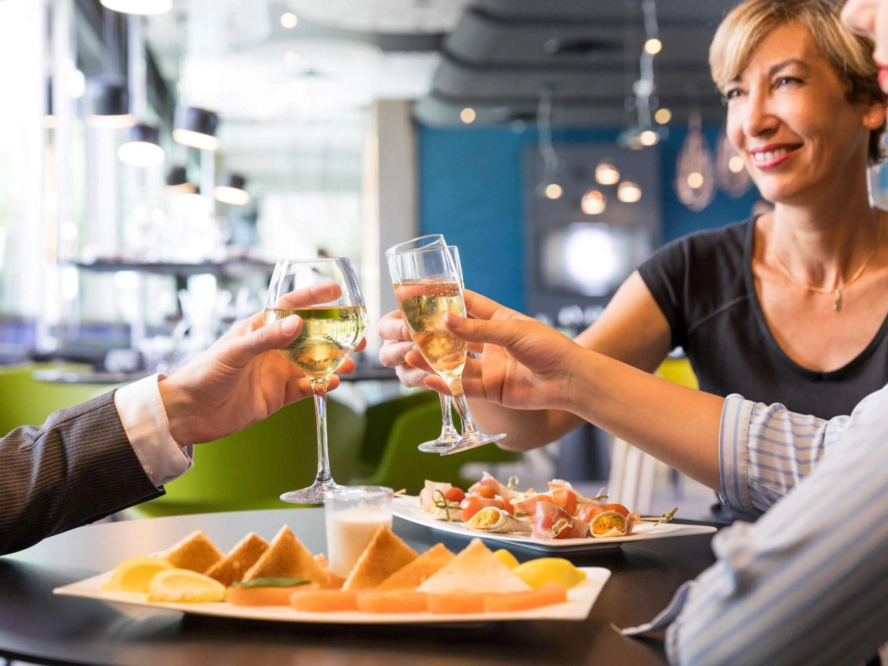 Restaurant/places to eat in Mercure Mulhouse Centre