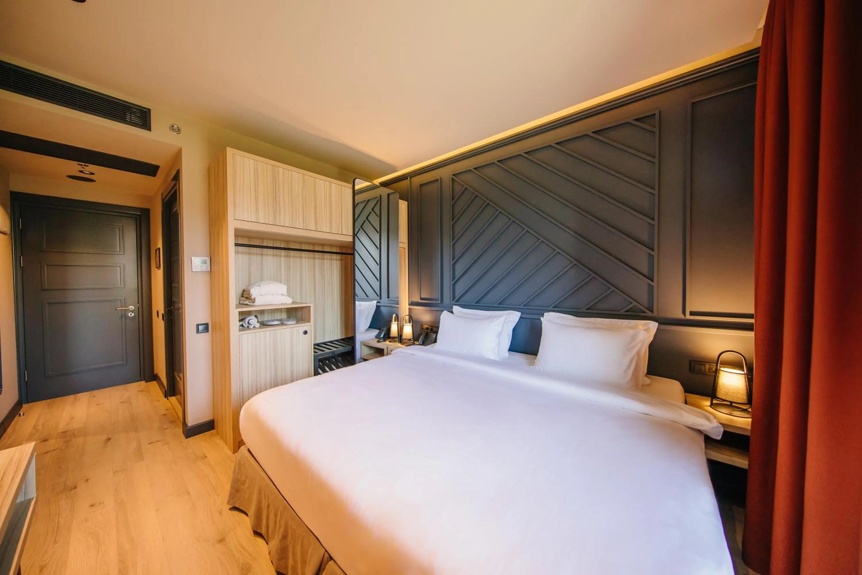 Photo of the whole room, Bed in Sandali Metekhi Boutique Hotel