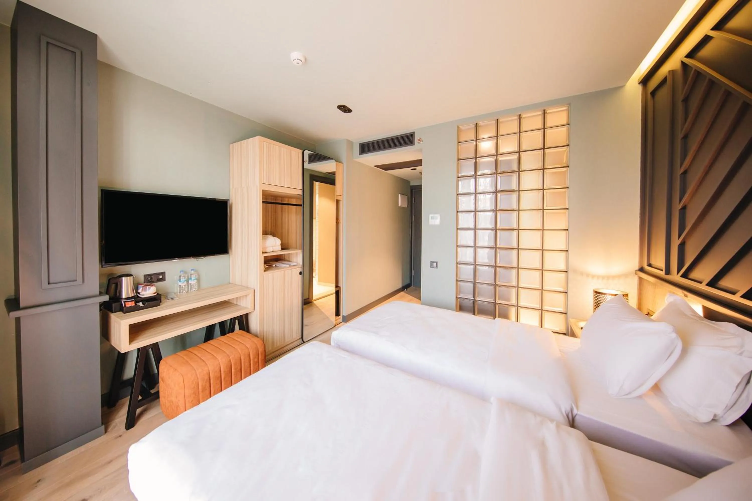 Photo of the whole room, Bed in Sandali Metekhi Boutique Hotel