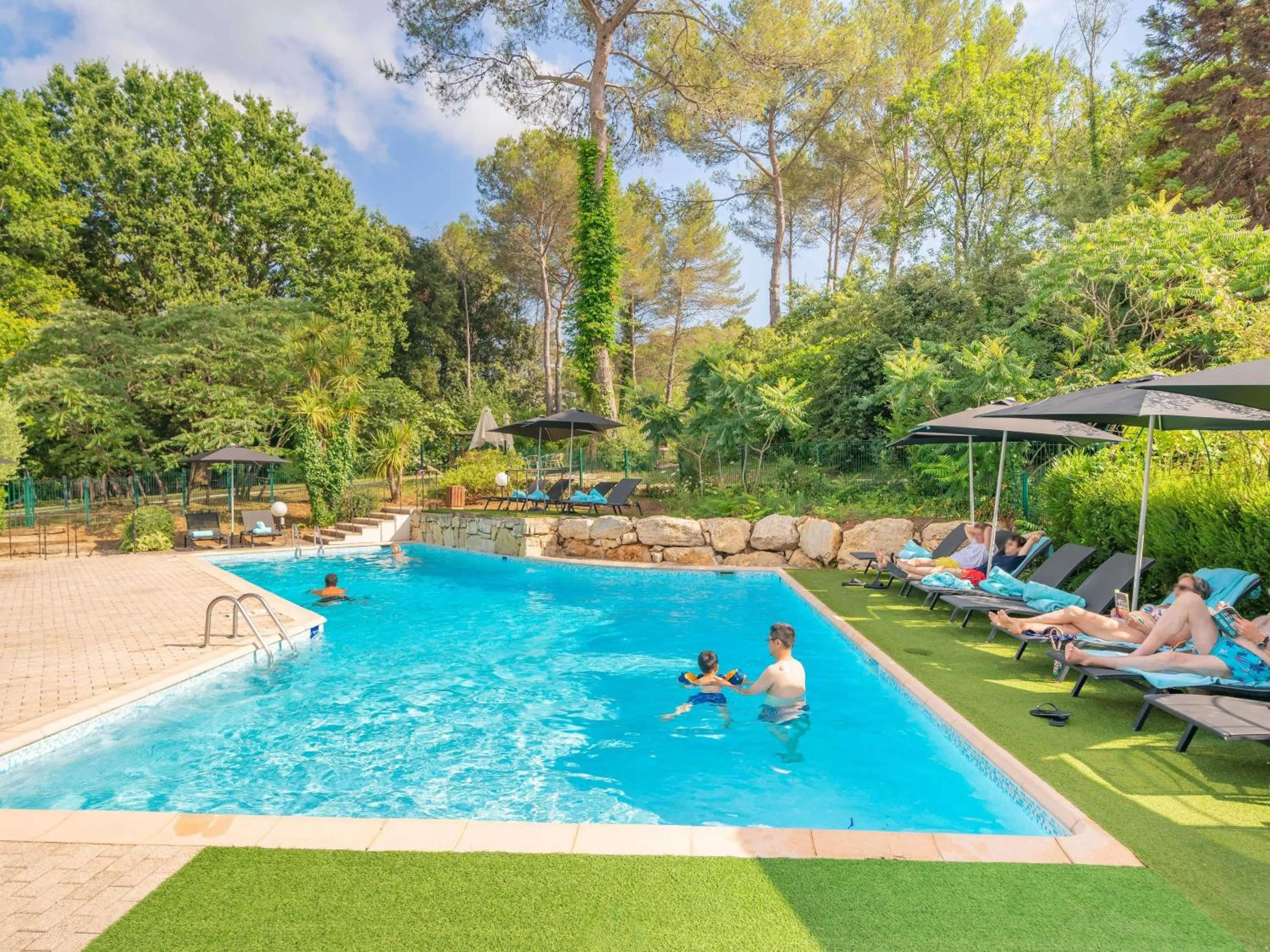 Pool view in Mercure Antibes Sophia Antipolis