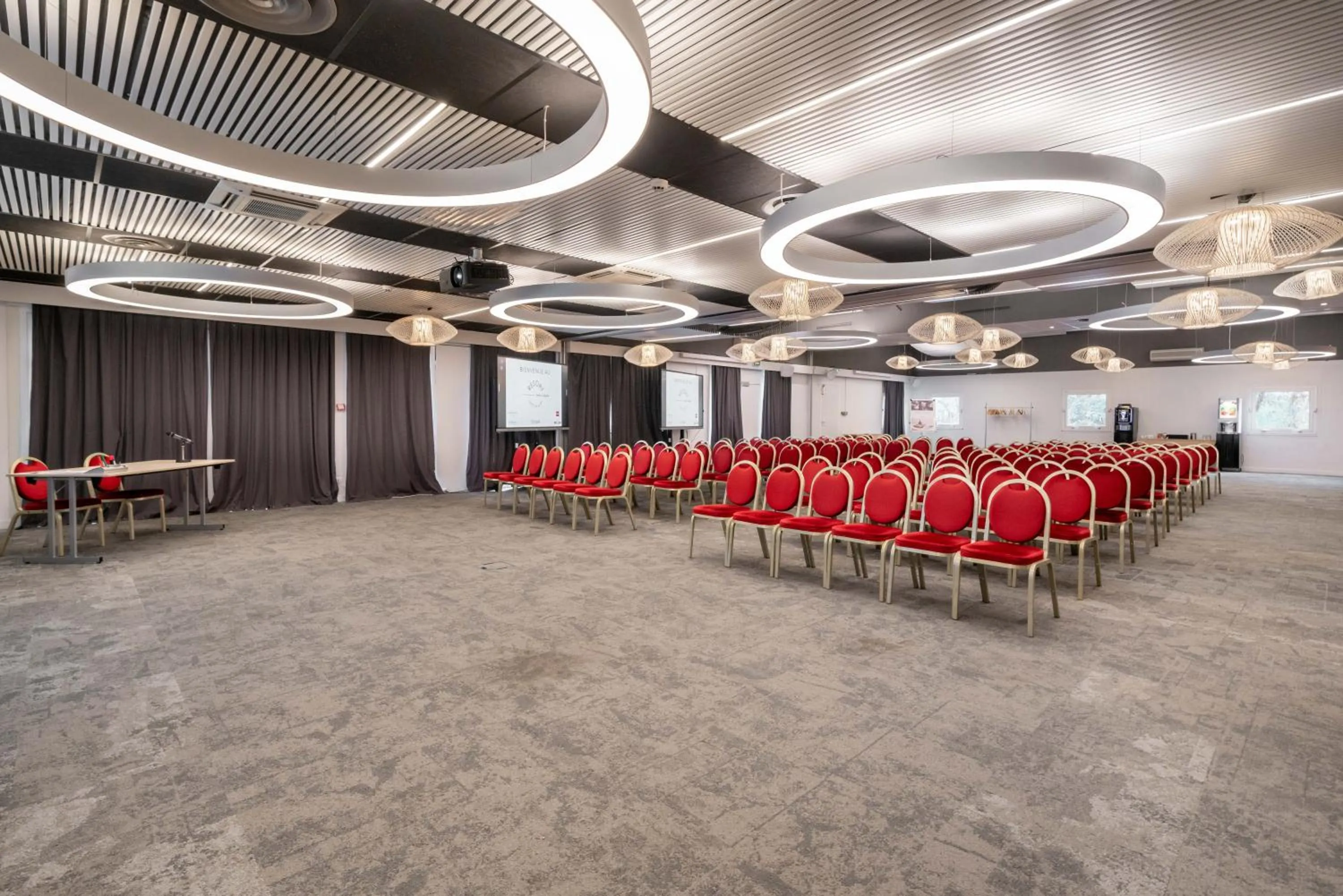 Meeting/conference room in Mercure Antibes Sophia Antipolis