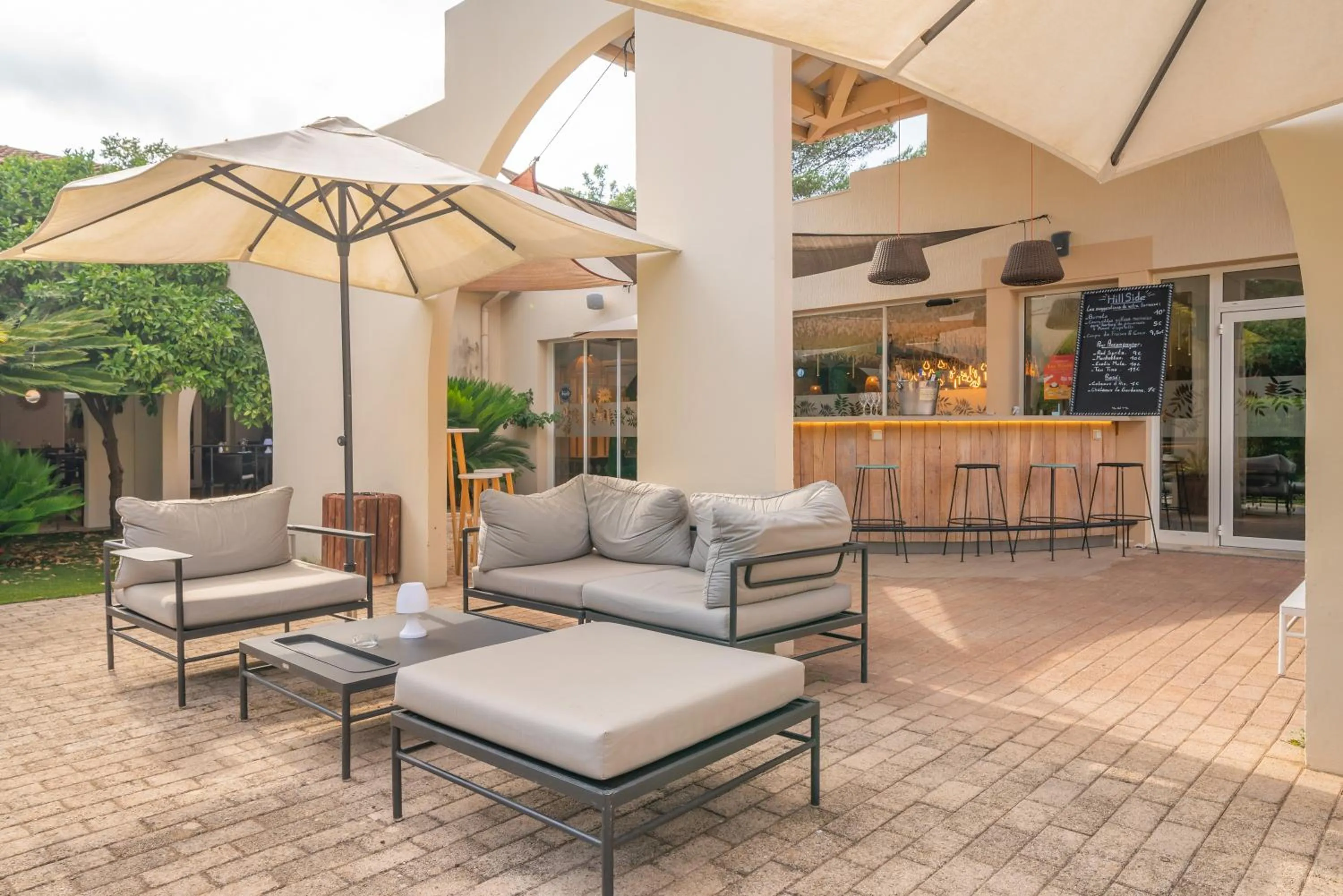 Patio in Mercure Antibes Sophia Antipolis