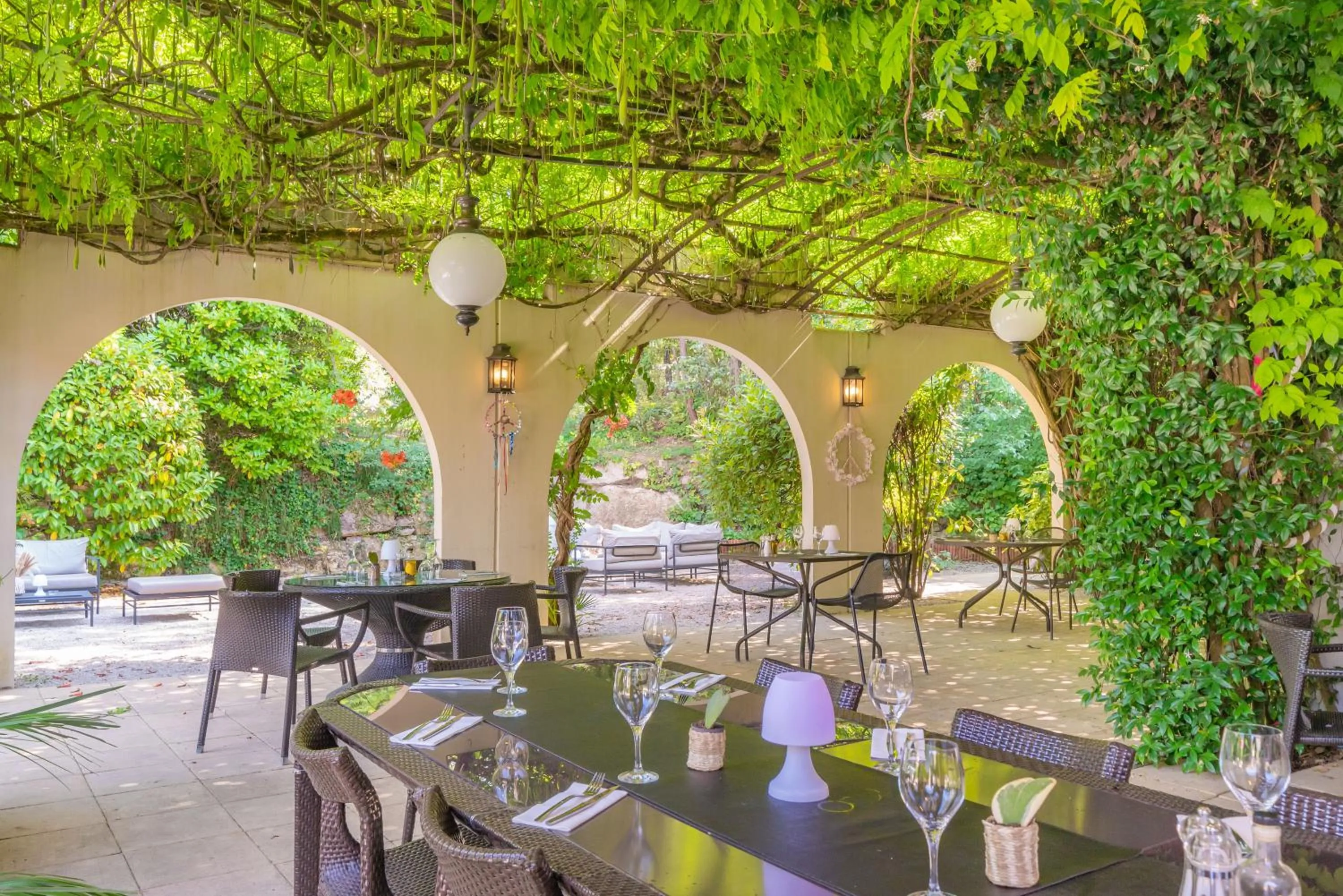 Patio in Mercure Antibes Sophia Antipolis
