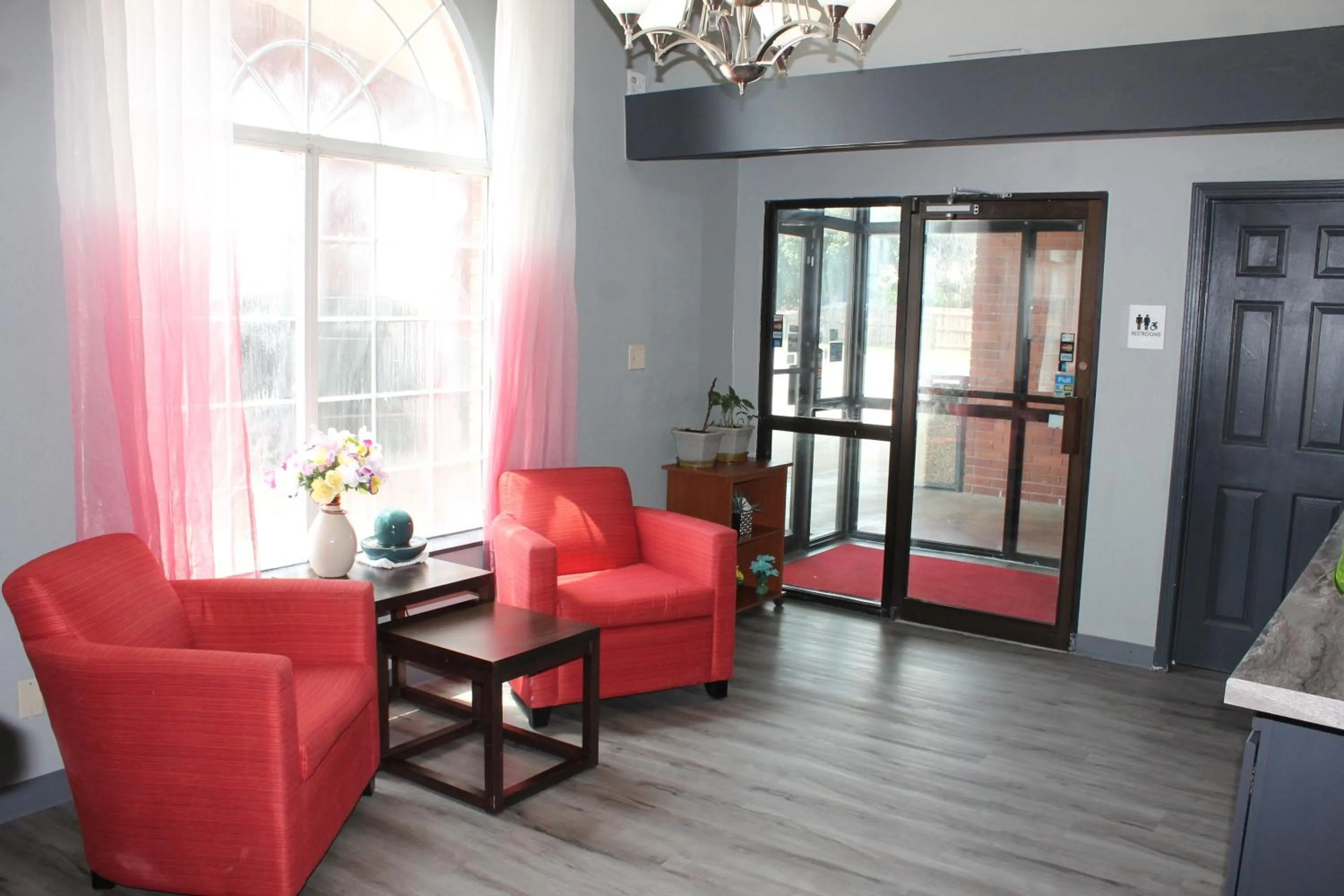 Seating area in Econo lodge Kennett