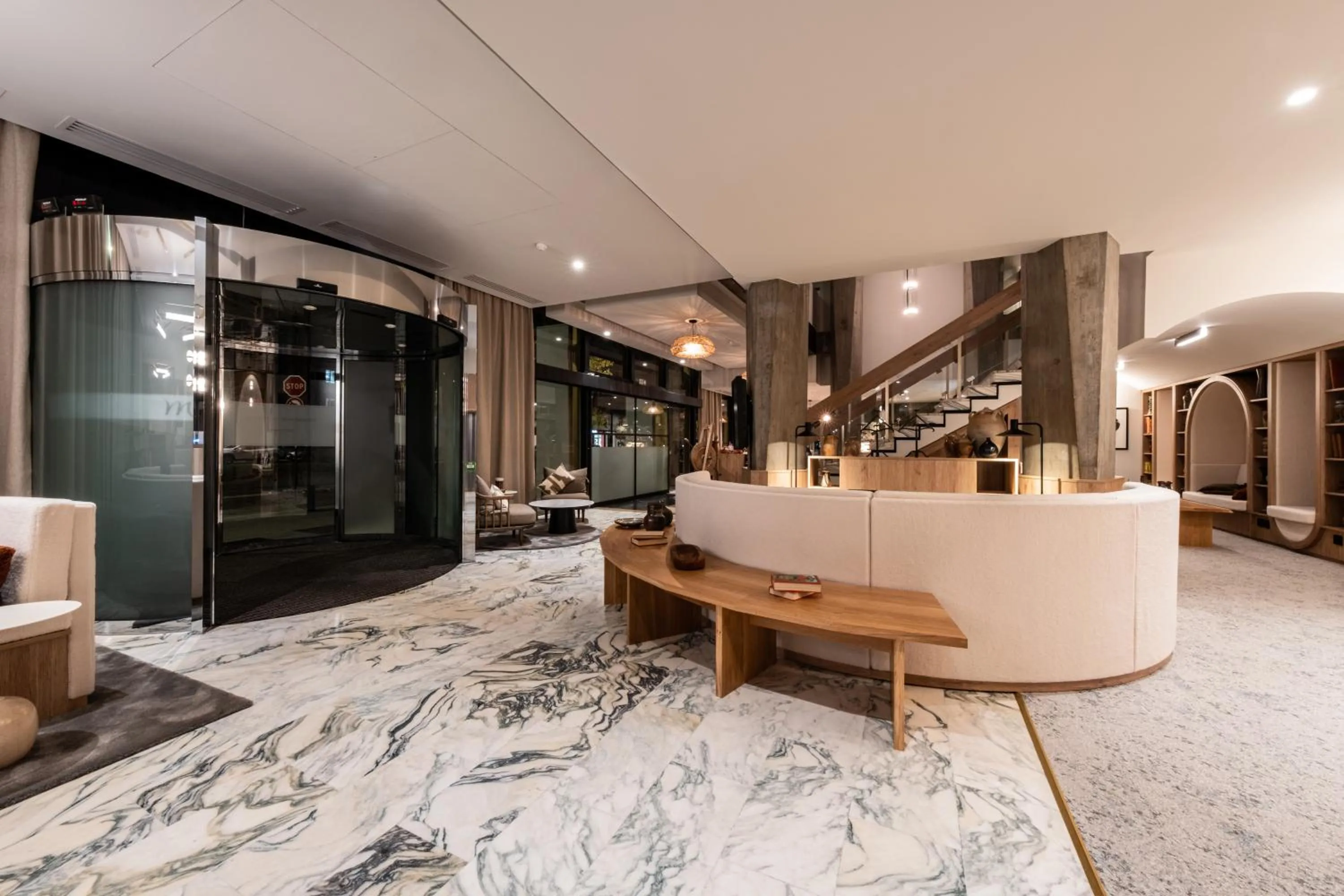 Lobby or reception in Mercure Grenoble Centre Alpotel