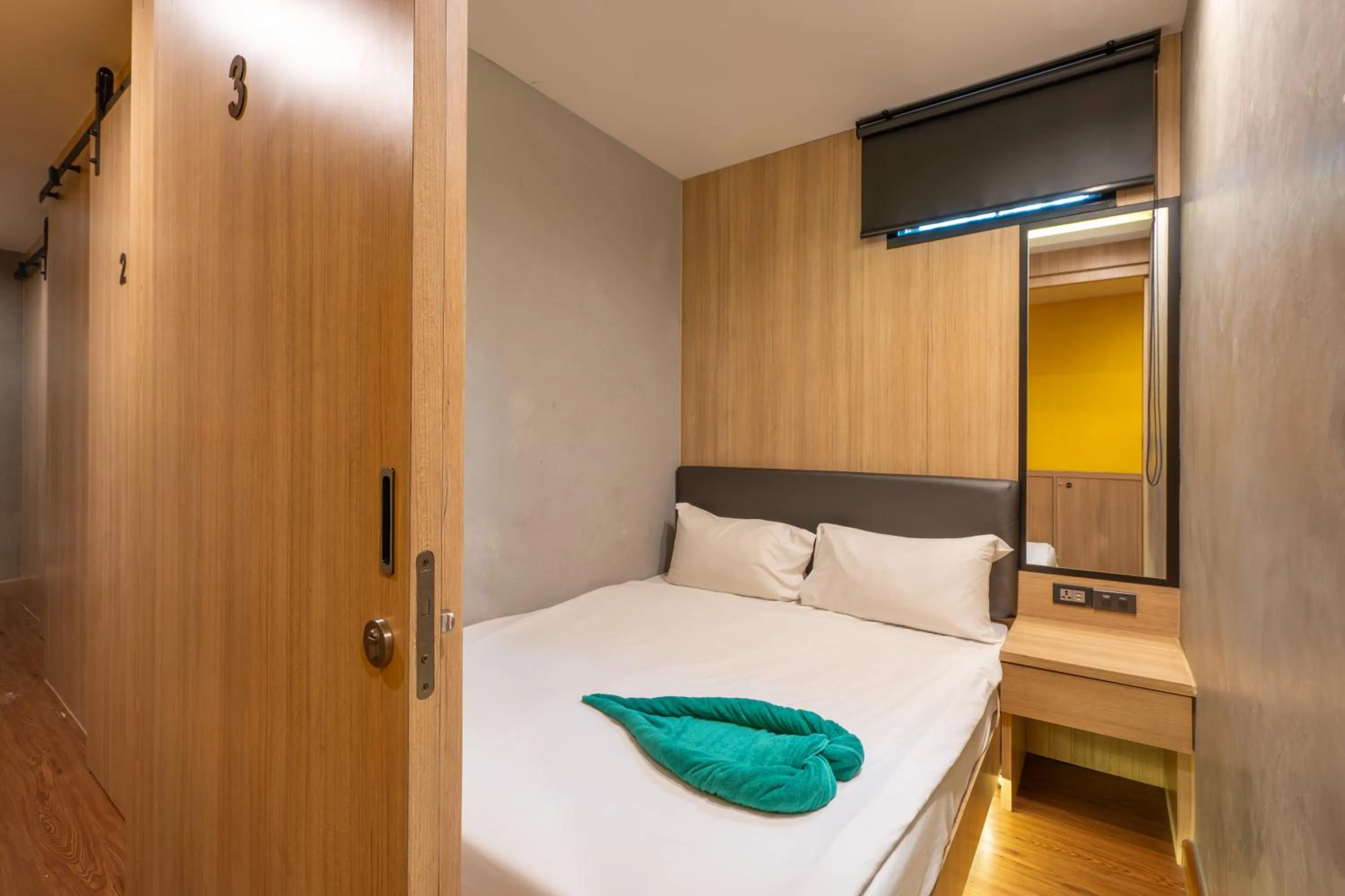 Bedroom, Bed in Patong Poshtel