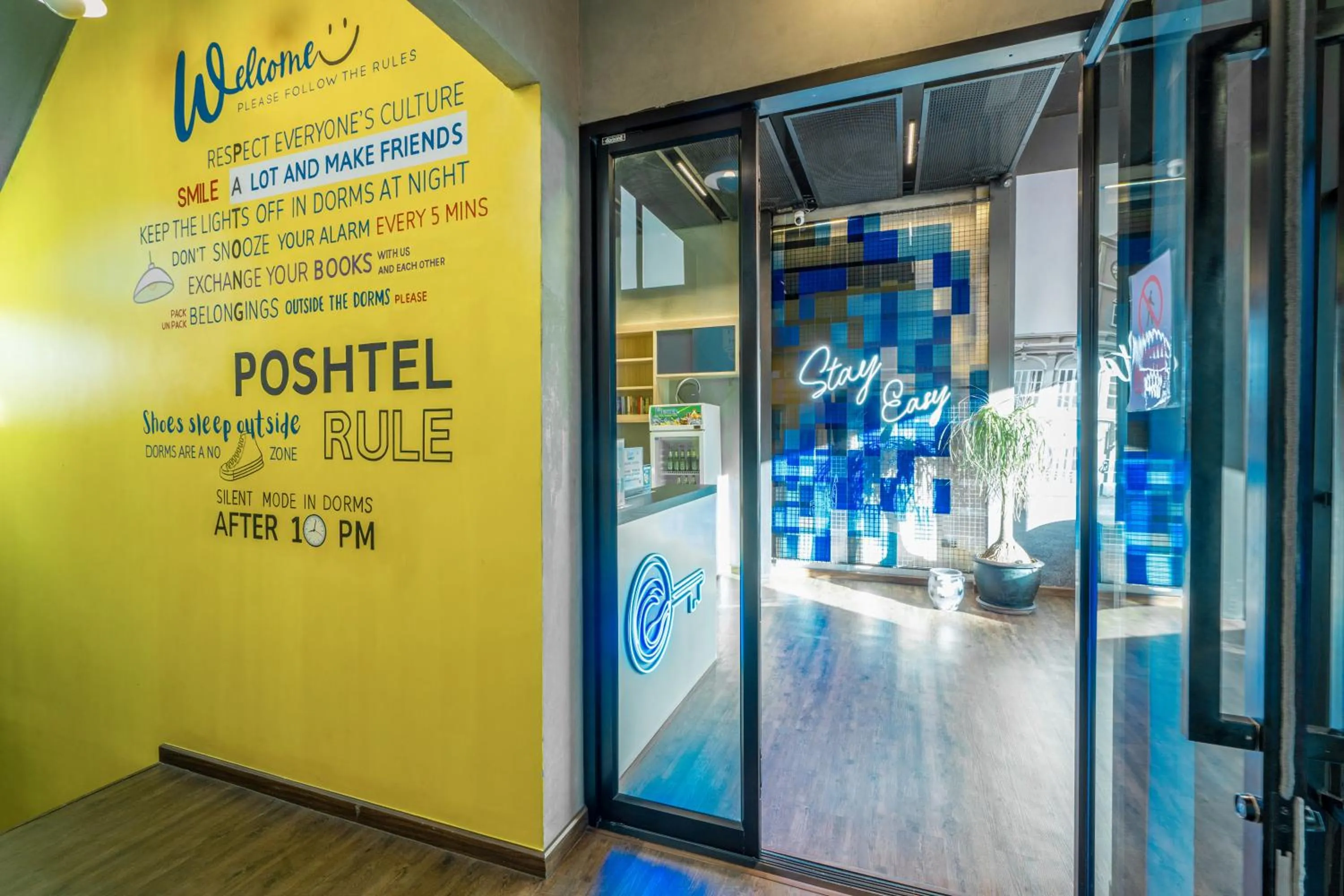 Property building in Patong Poshtel