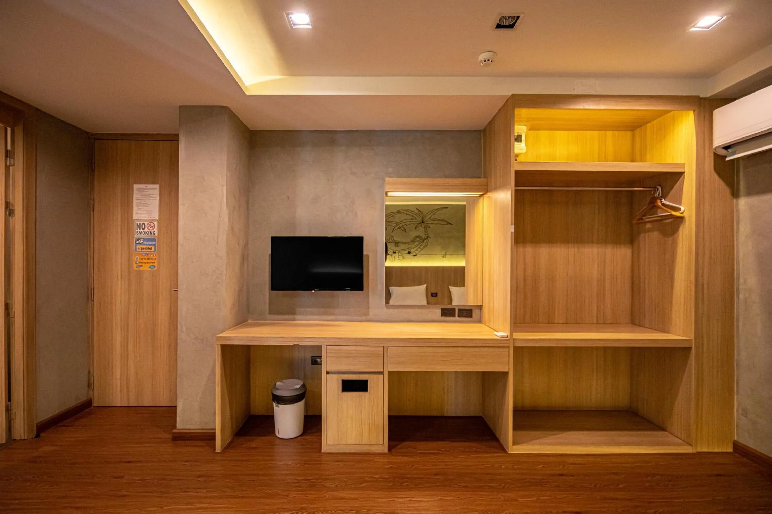 TV and multimedia in Patong Poshtel