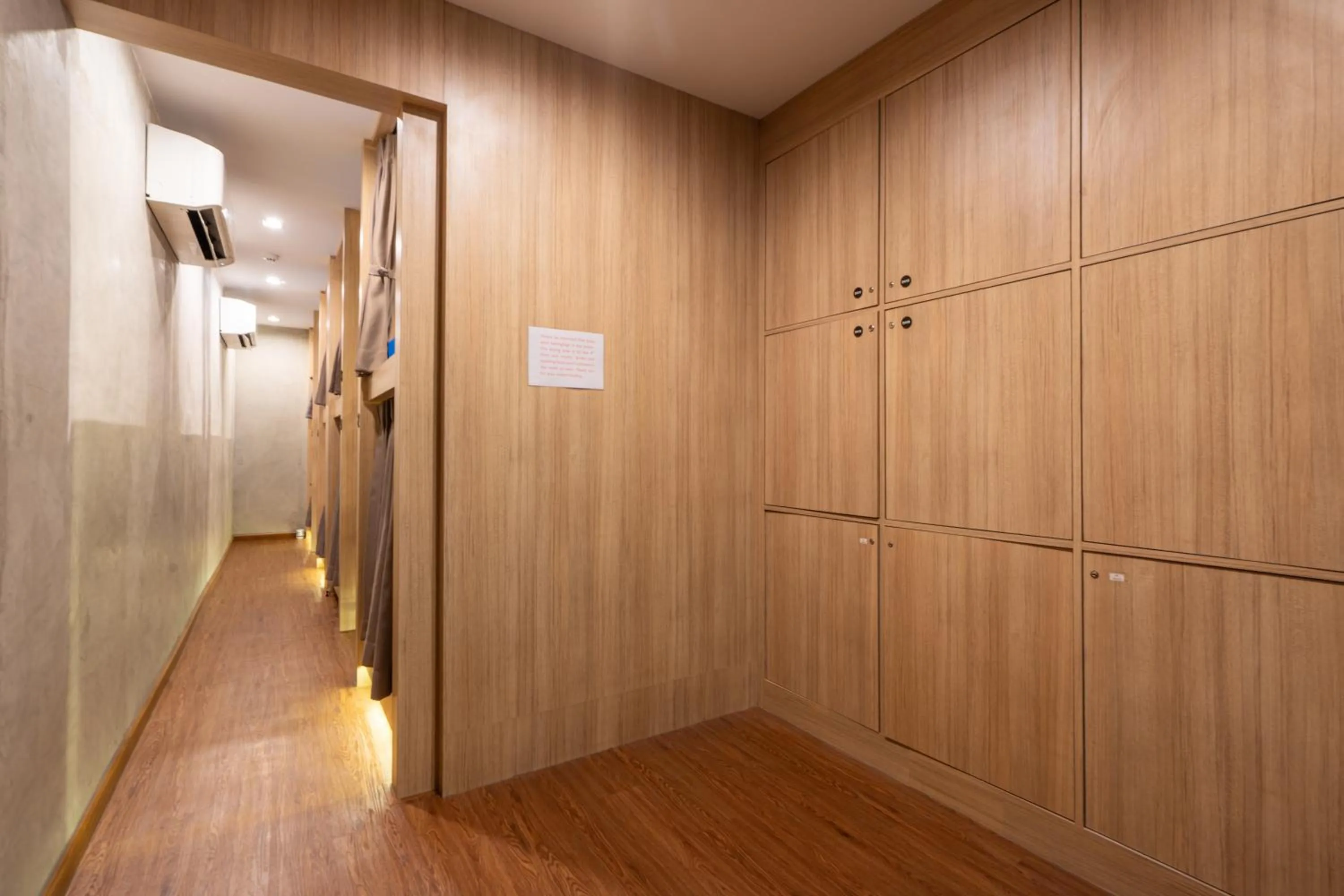 locker in Patong Poshtel