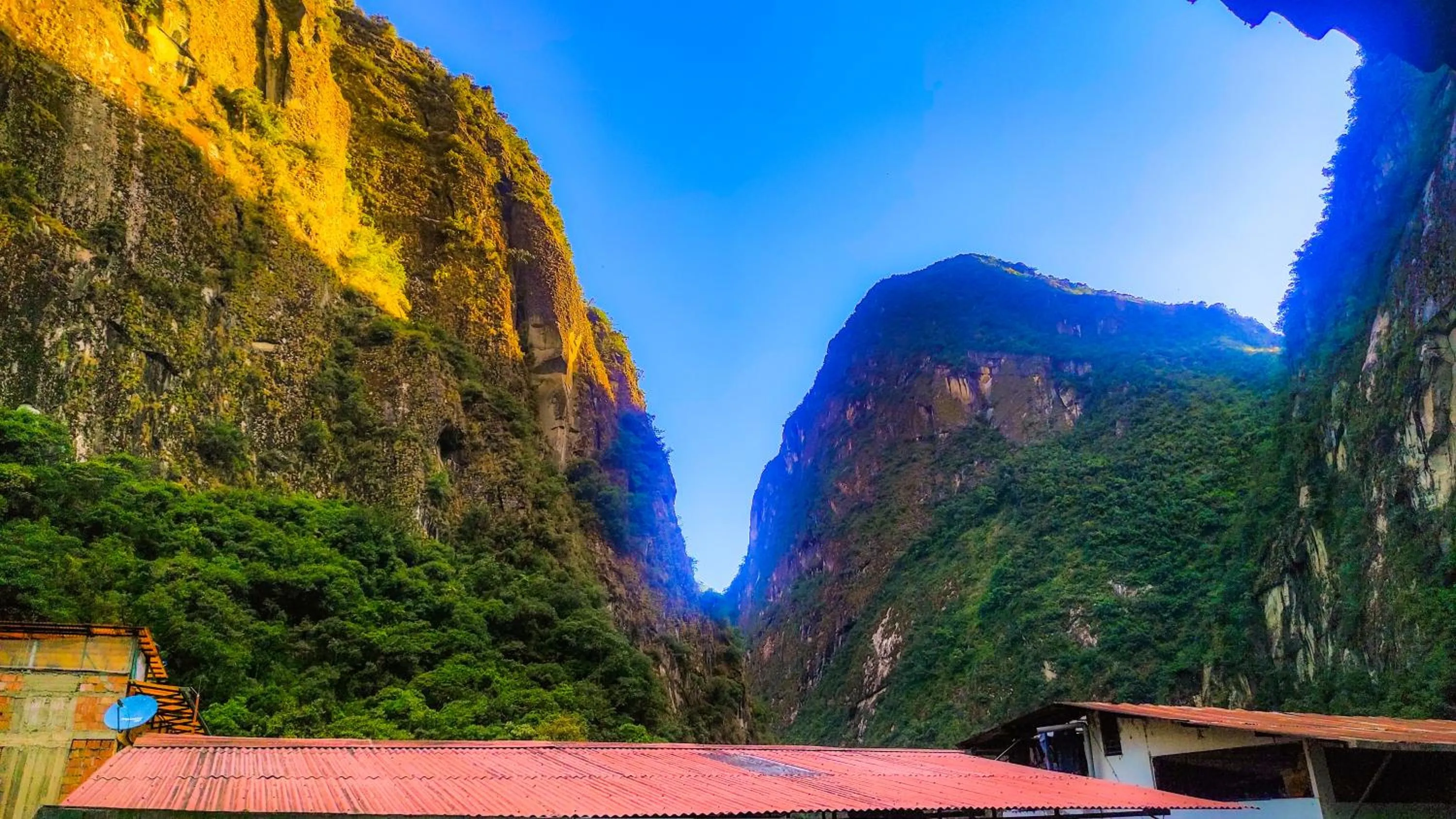 Natural landscape in Nativus Hostel Machu Picchu