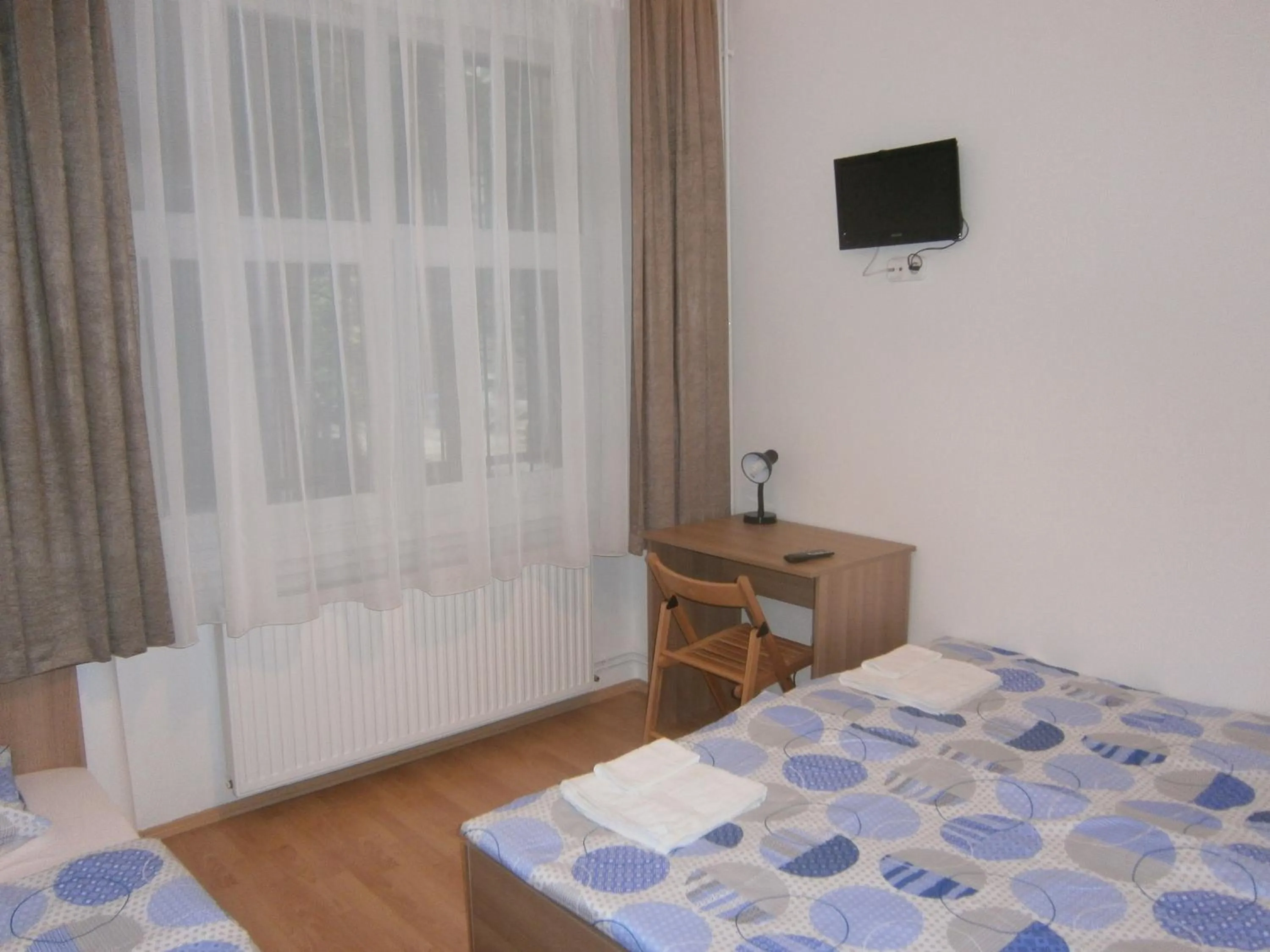 Photo of the whole room, Bed in Fanni Budapest Guesthouse