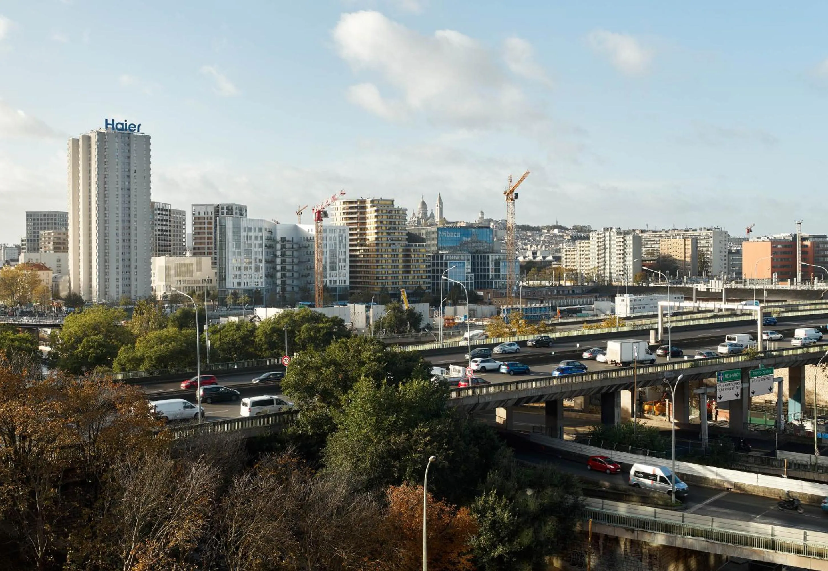 City view in B&B HOME Paris Nord 18ème