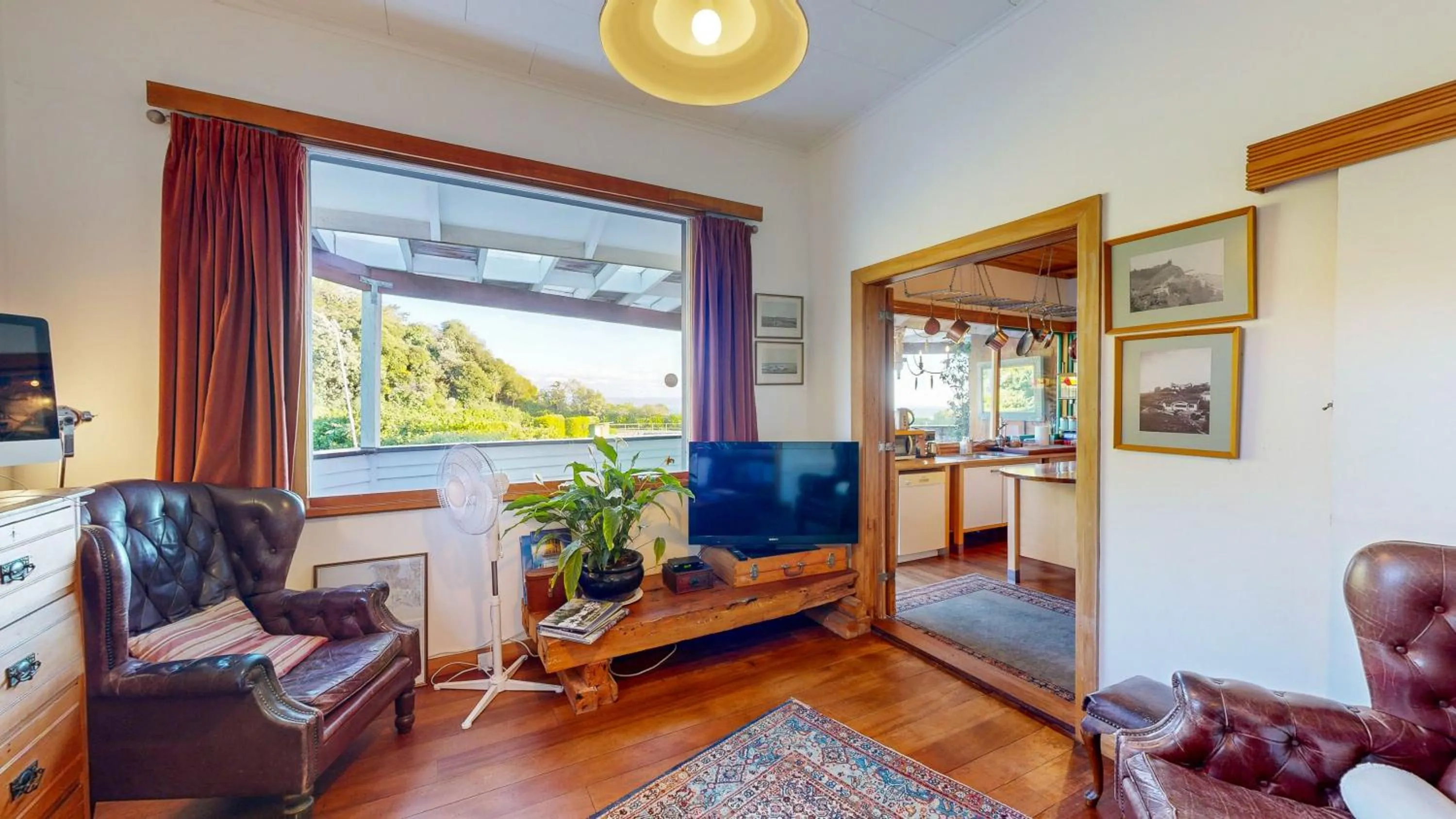 Seating area in Bluff Hill Lighthouse B&B