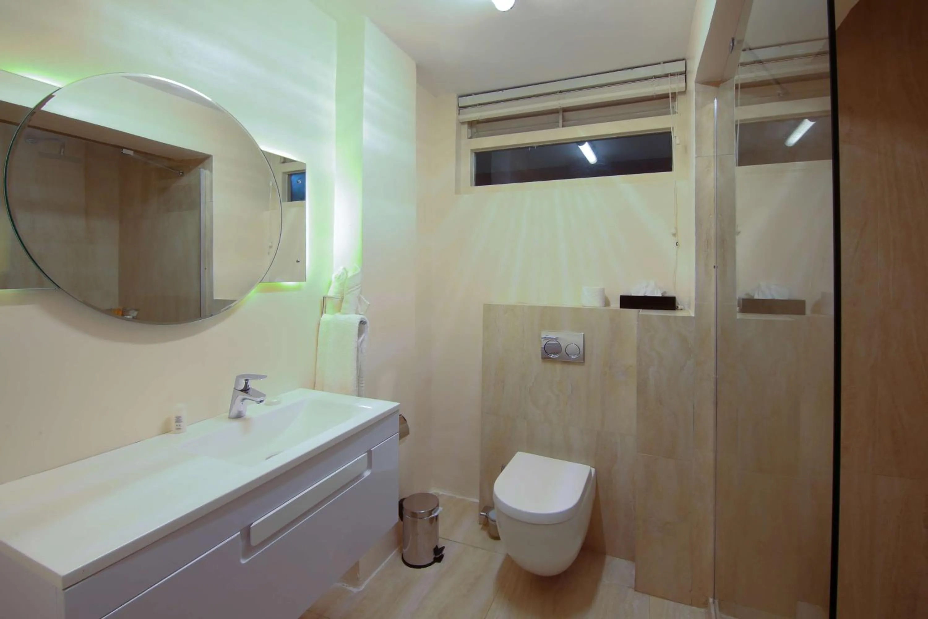 Bathroom in Best Western Plus Accra Beach Hotel