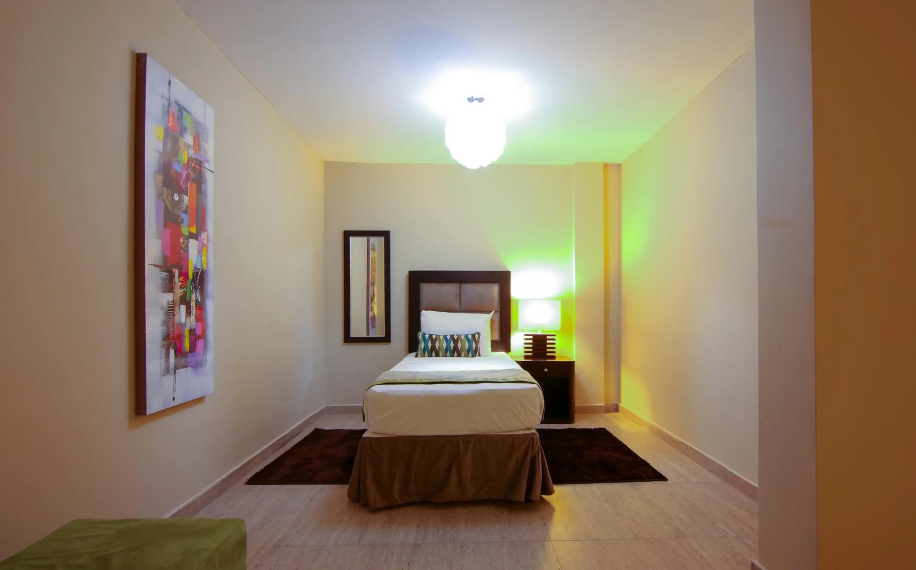 Bed in Best Western Plus Accra Beach Hotel