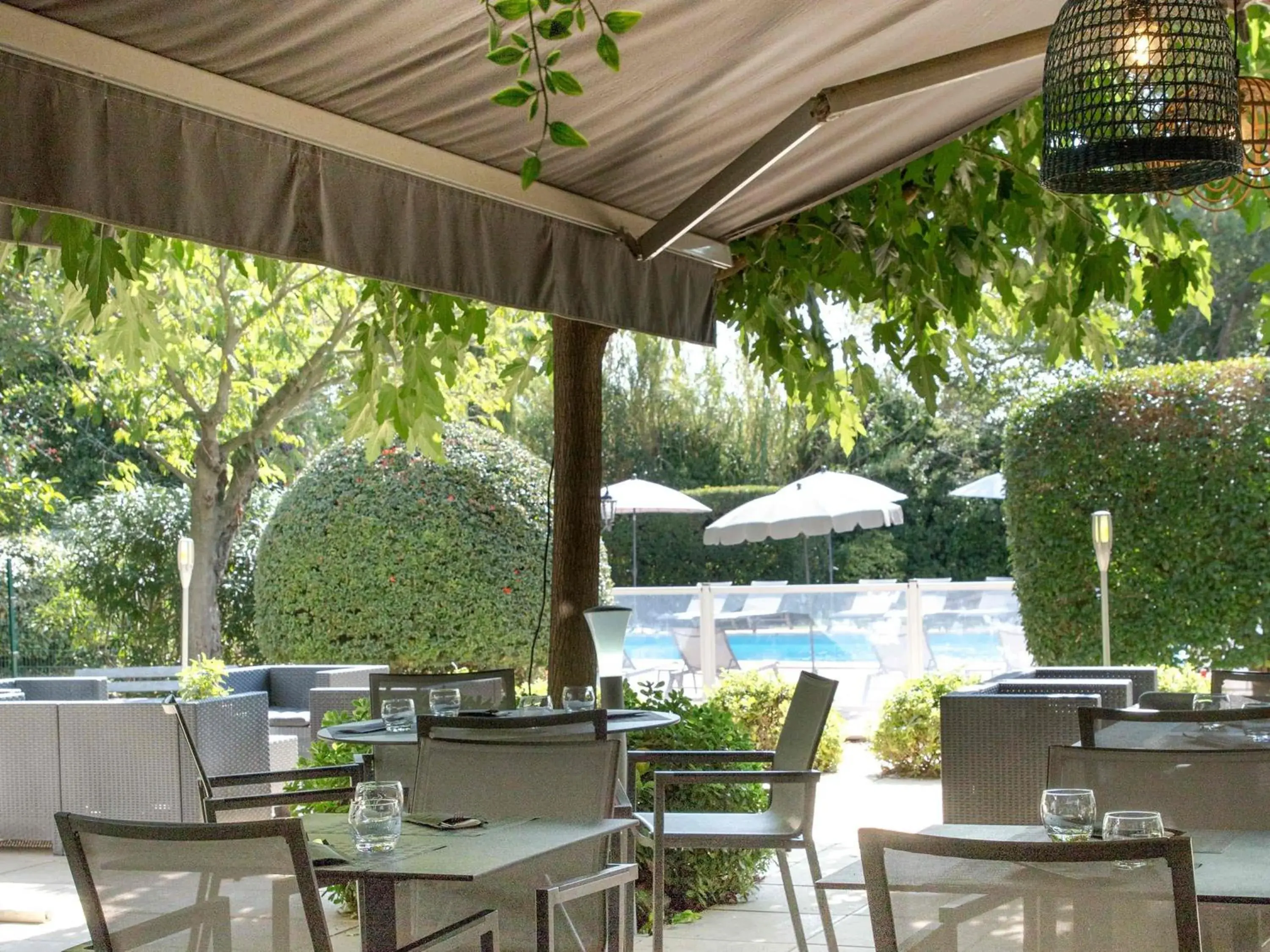 Restaurant/places to eat in Mercure Cavaillon Restaurant/places to eat in Mercure Cavaillon
