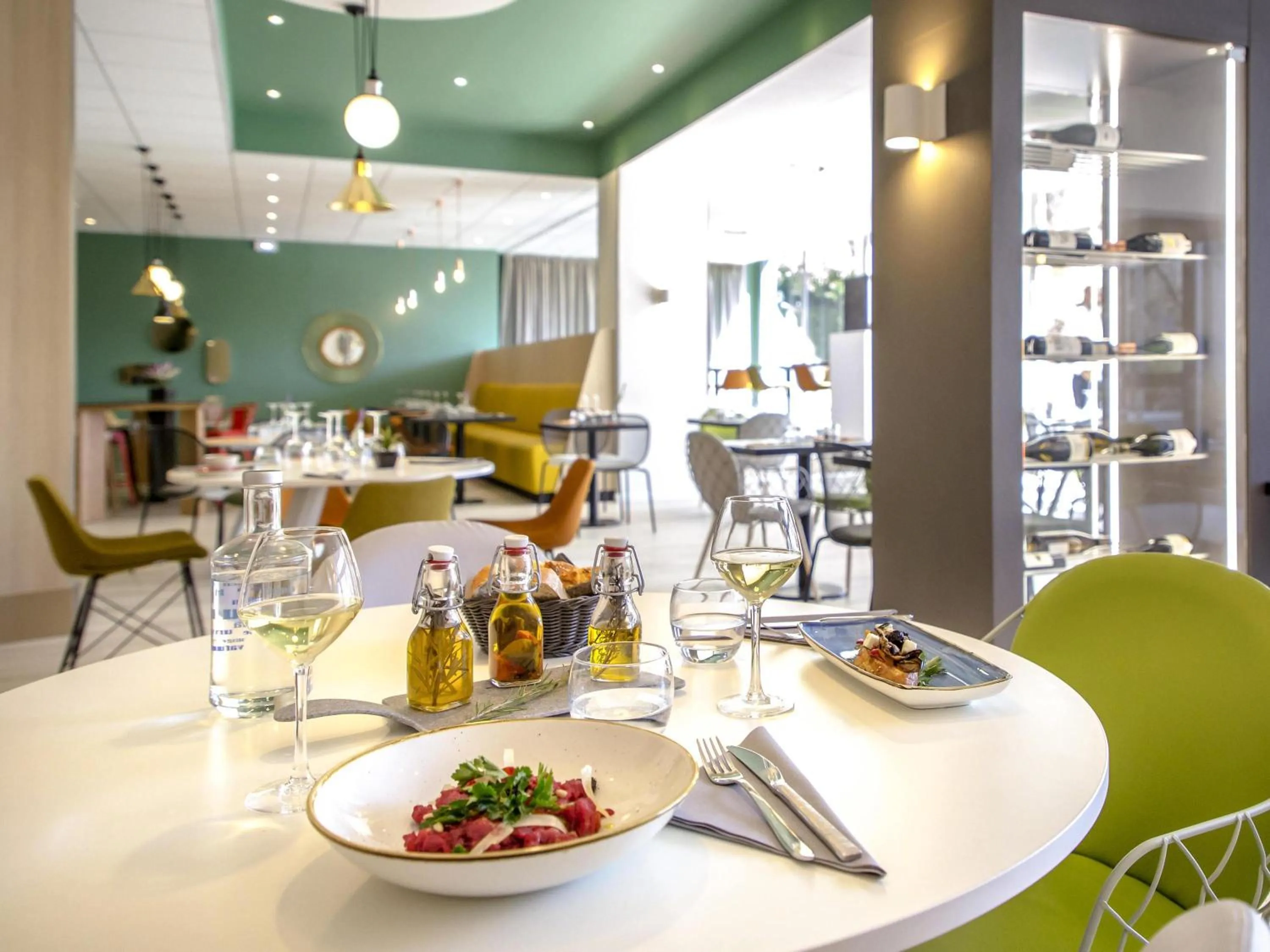 Restaurant/places to eat in Mercure Cavaillon