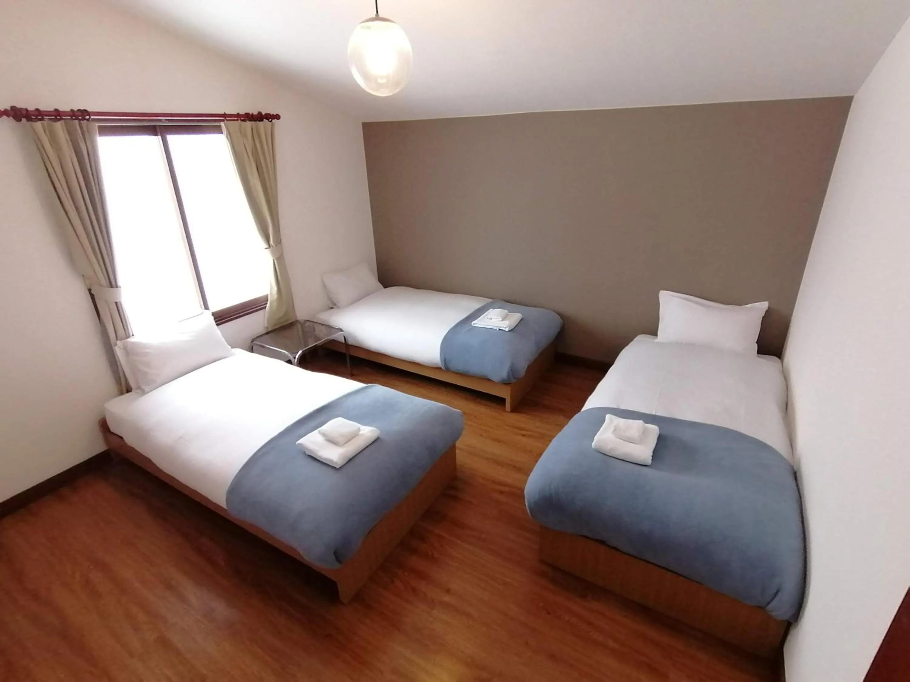 Annupuri Mountain View Lodge