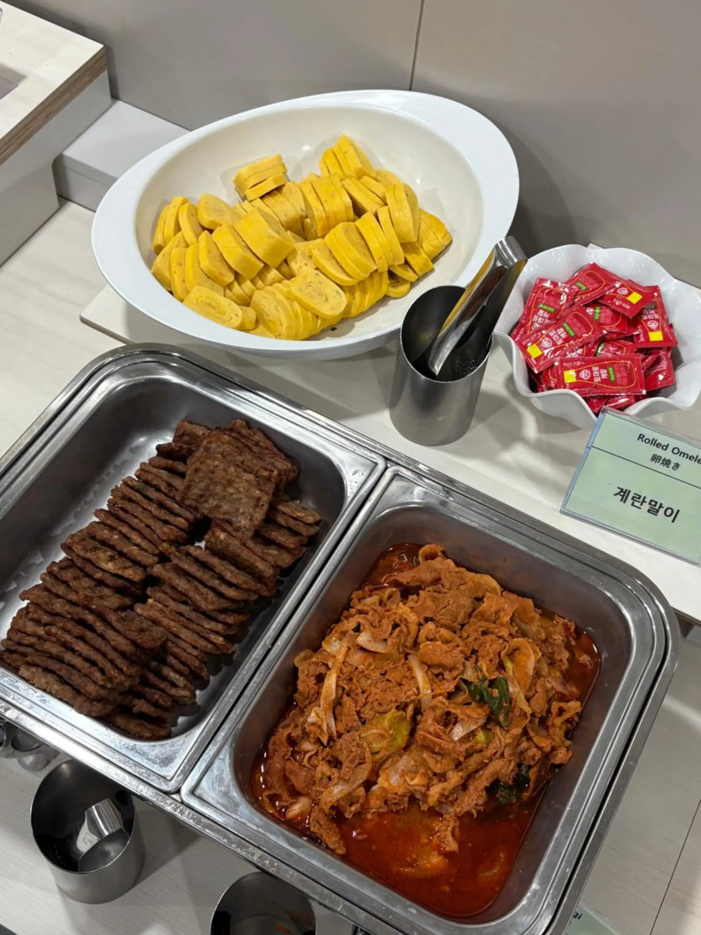 Buffet breakfast in Toyoko Inn Ulsan Samsan Buffet breakfast in Toyoko Inn Ulsan Samsan