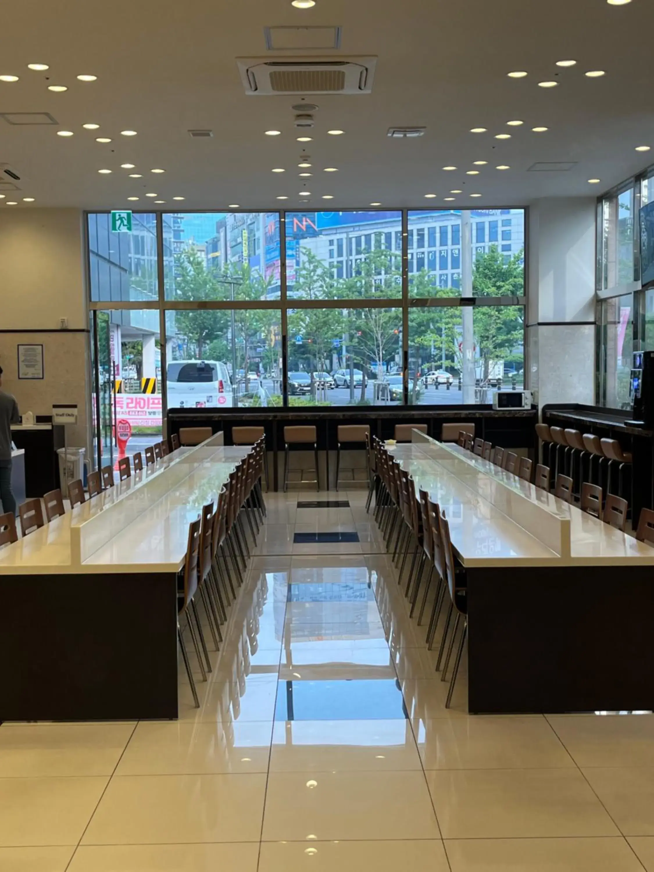 Lobby or reception in Toyoko Inn Ulsan Samsan Lobby or reception in Toyoko Inn Ulsan Samsan