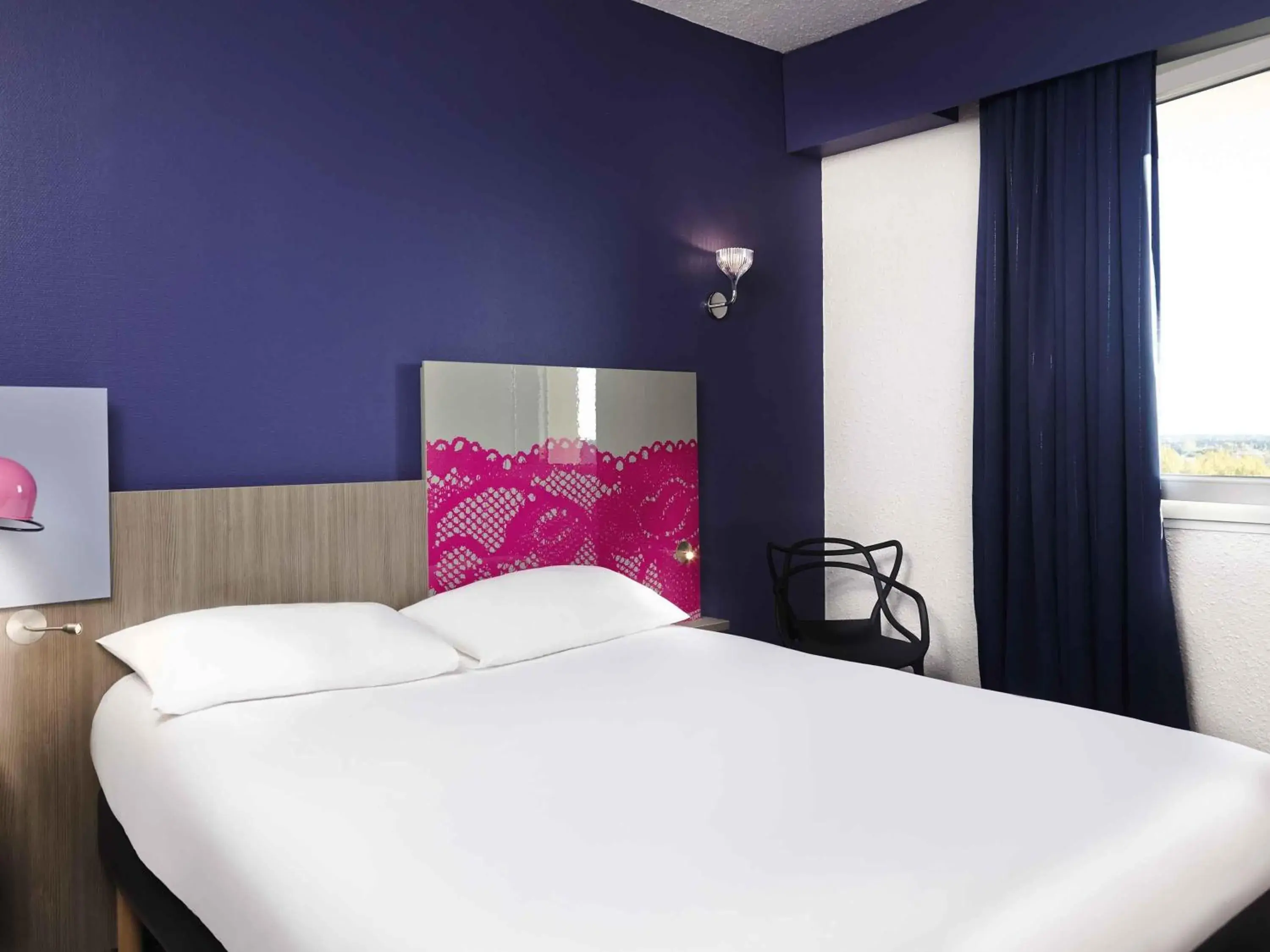Bedroom, Bed in ibis Styles Arles Palais des Congrès Bedroom, Bed in ibis Styles Arles Palais des Congrès