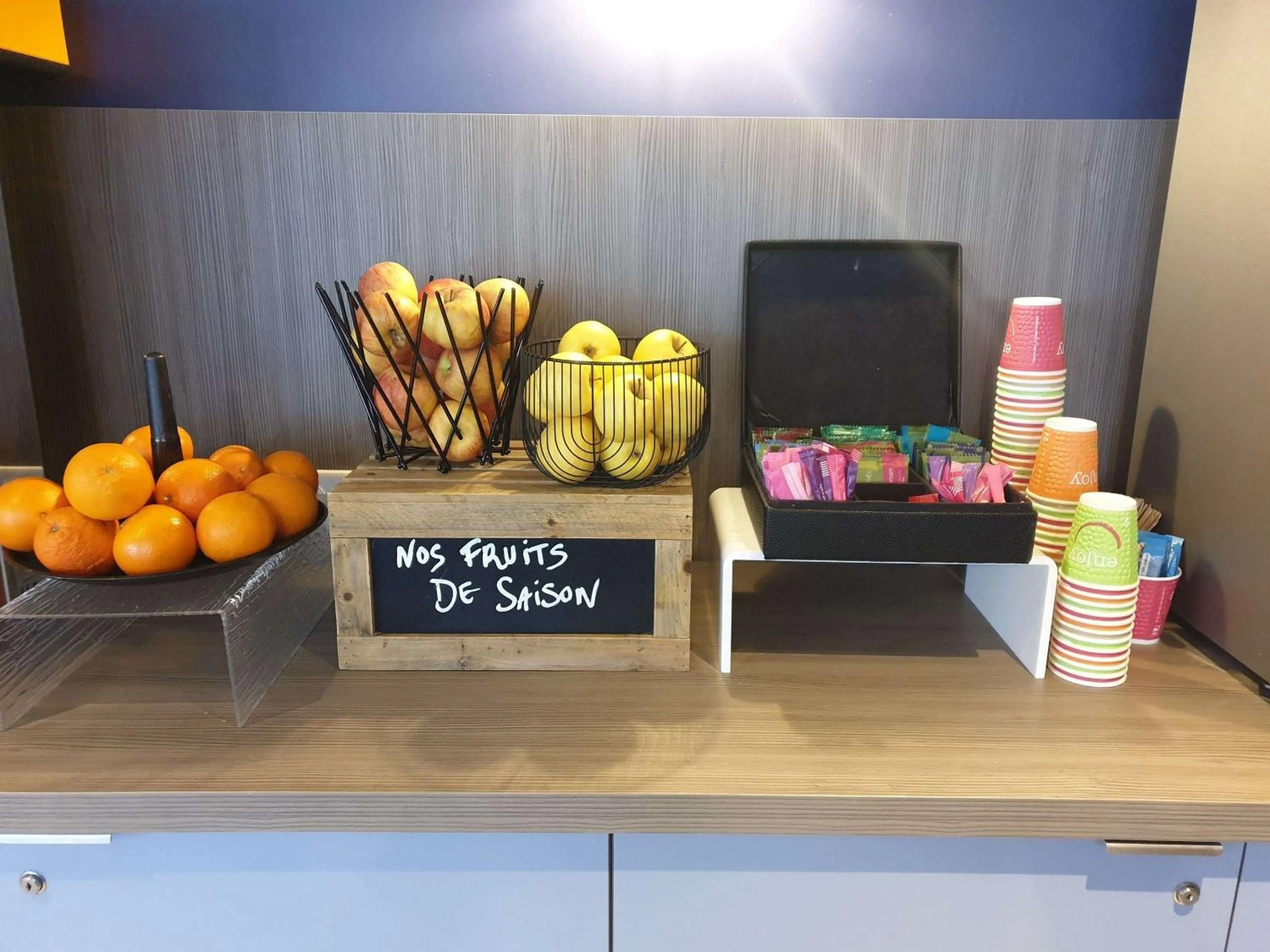 Restaurant/places to eat in ibis Styles Arles Palais des Congrès