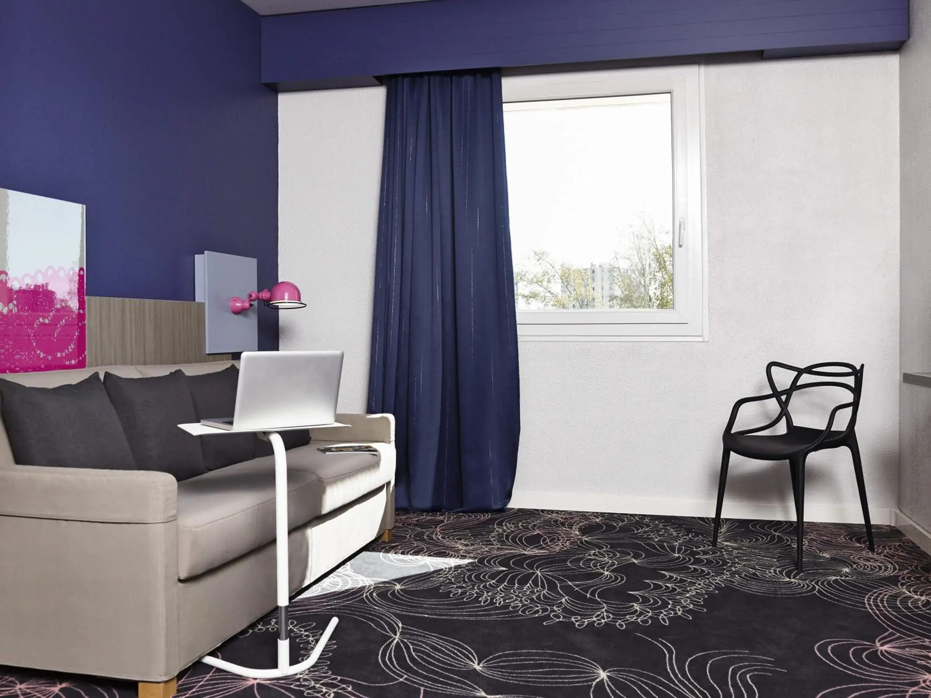 Property building in ibis Styles Arles Palais des Congrès Property building in ibis Styles Arles Palais des Congrès