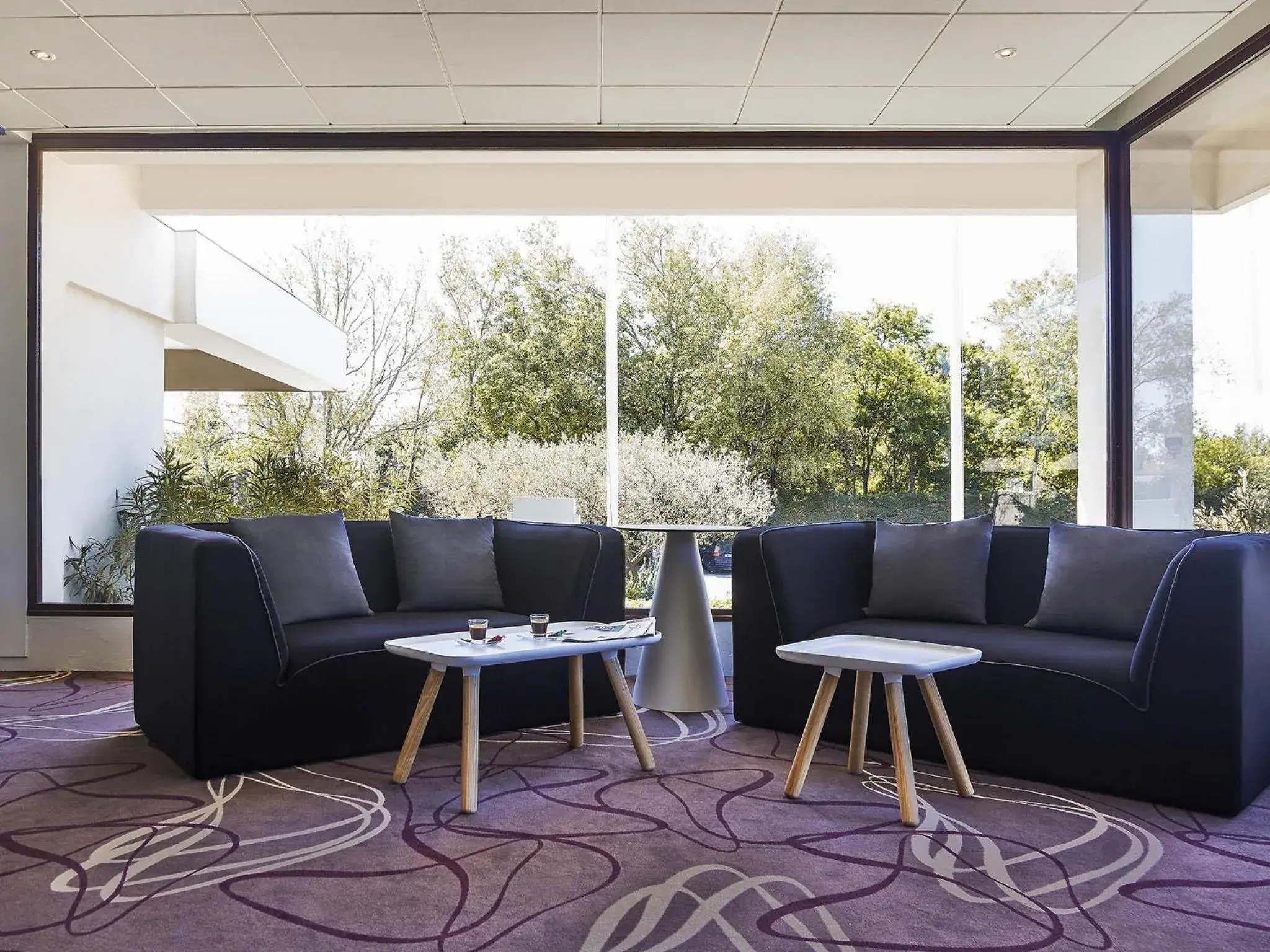 Lounge or bar in ibis Styles Arles Palais des Congrès Lounge or bar in ibis Styles Arles Palais des Congrès