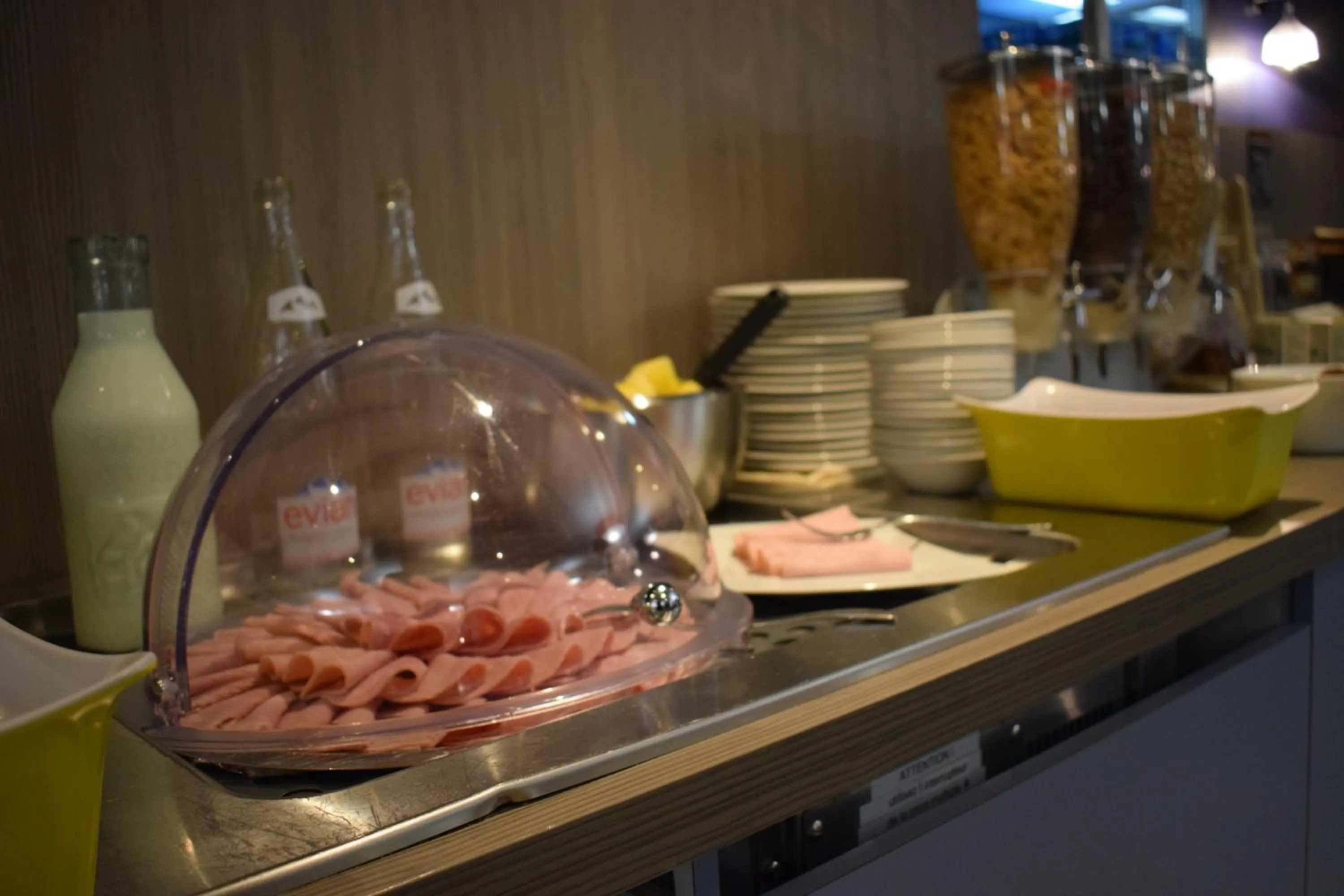 Continental breakfast in ibis Styles Arles Palais des Congrès