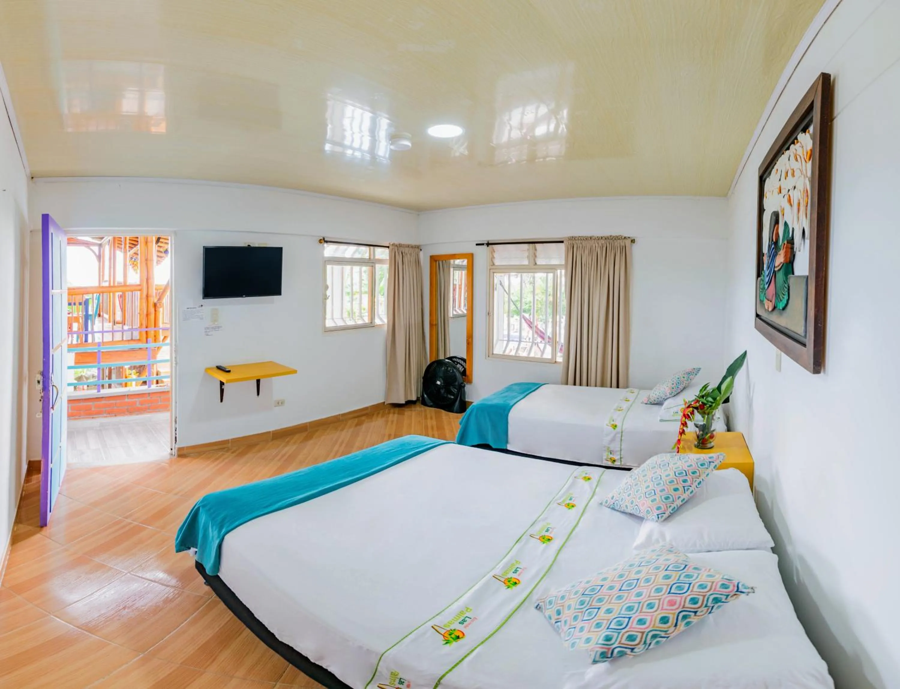 Photo of the whole room, Bed in Eco Hotel las Palmas