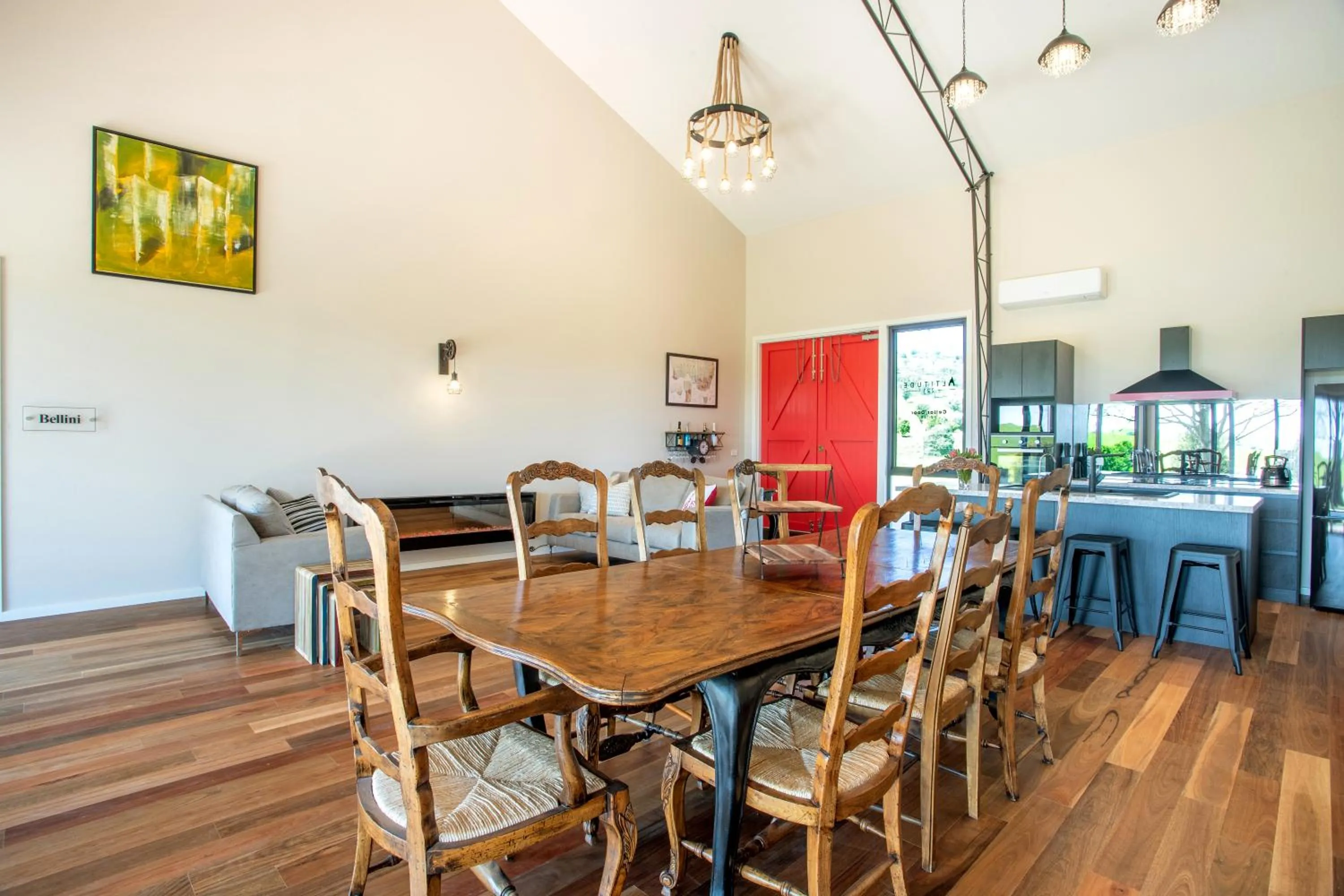 Coffee/tea facilities in Altitude221