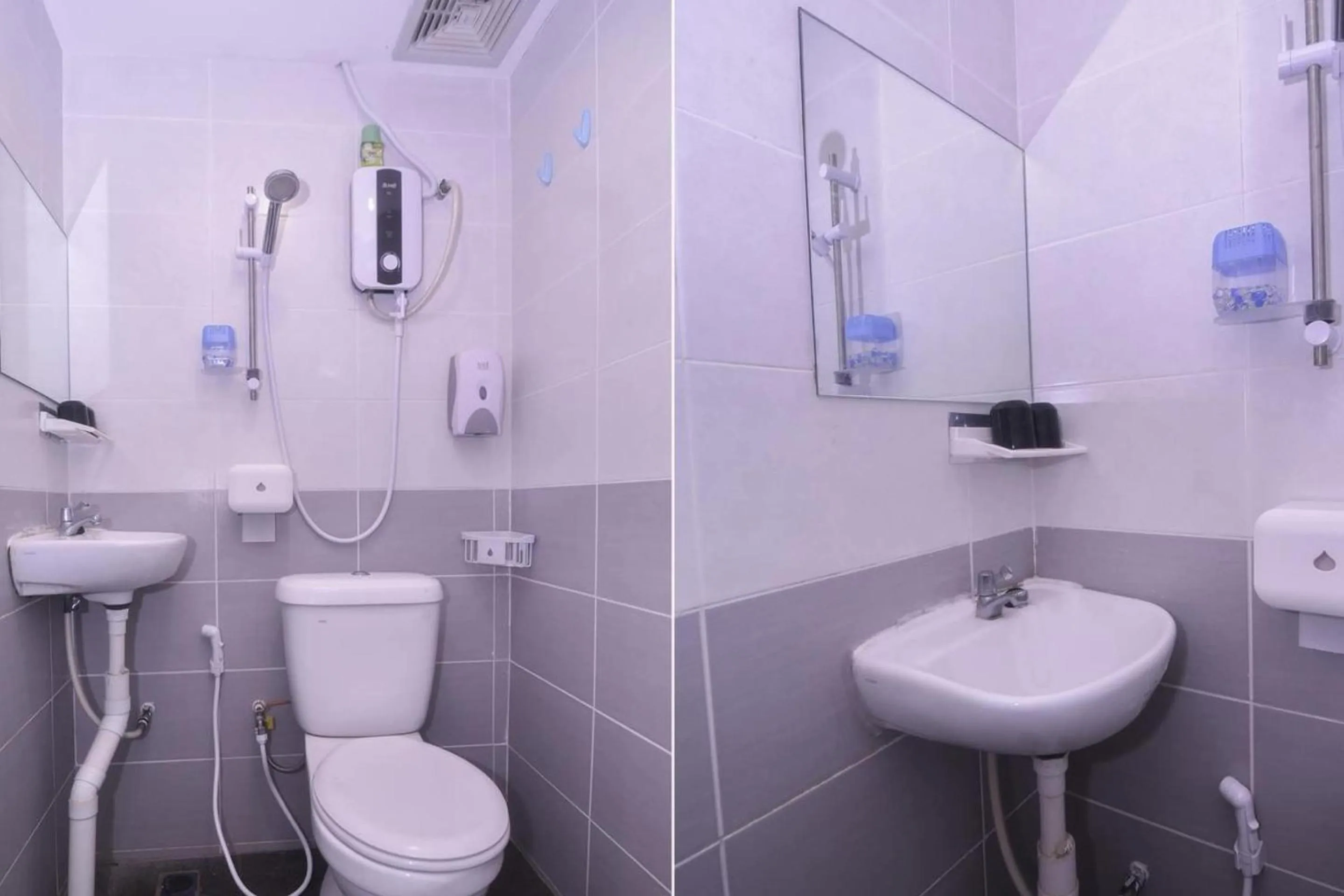 Bathroom in OYO 89465 Golden Lounge