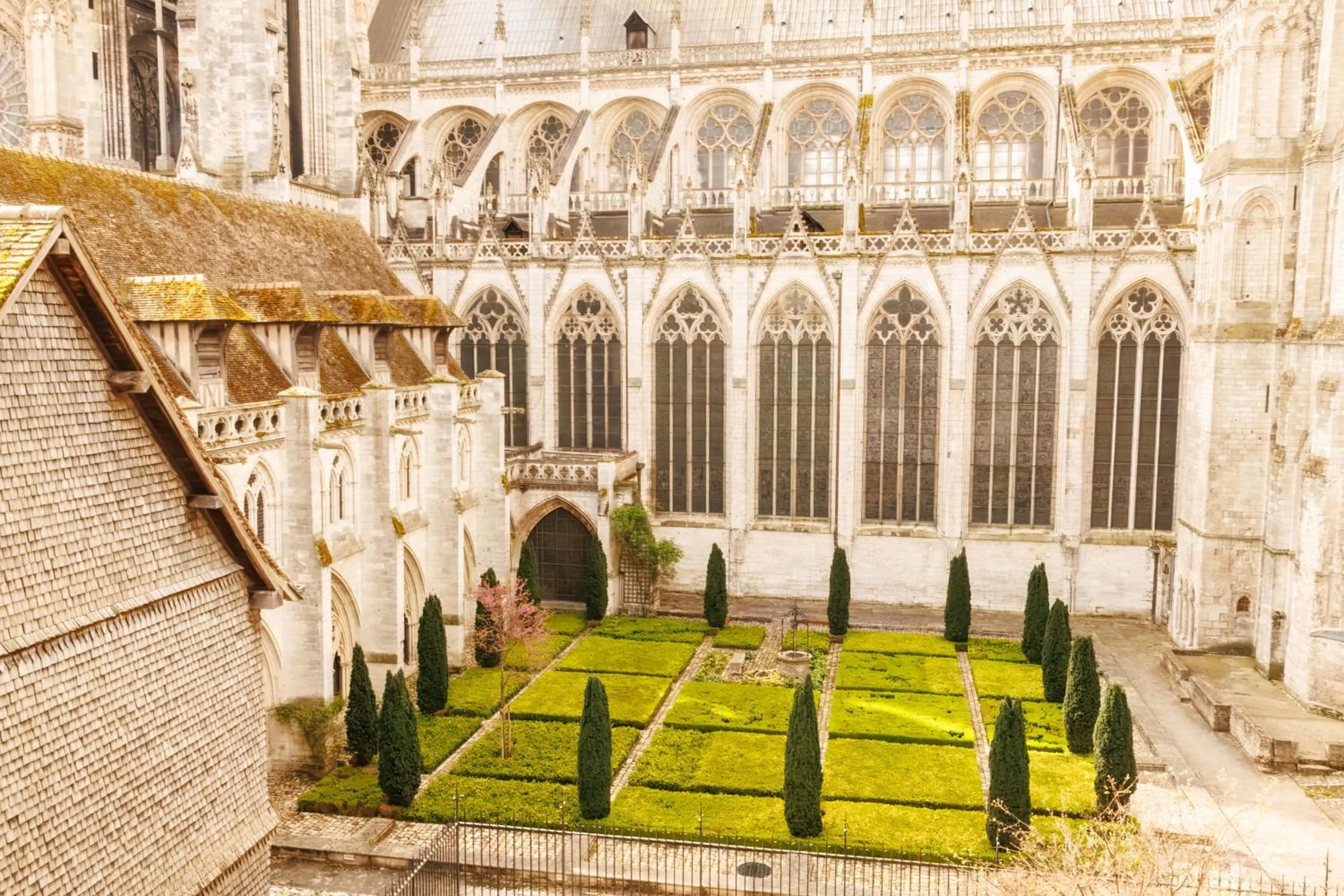 Landmark view in Mercure Rouen Centre Cathédrale