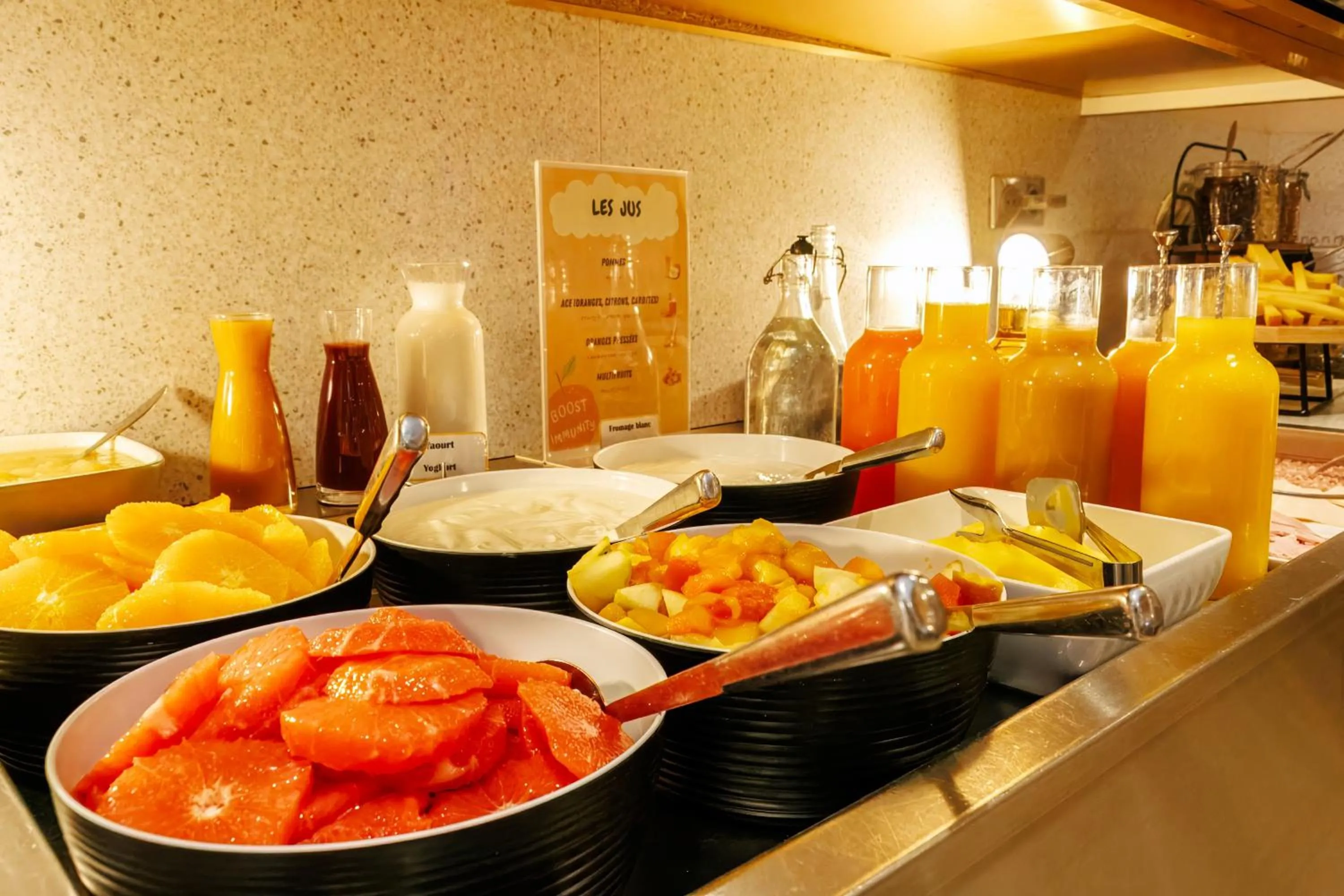 Breakfast in Mercure Rouen Centre Cathédrale