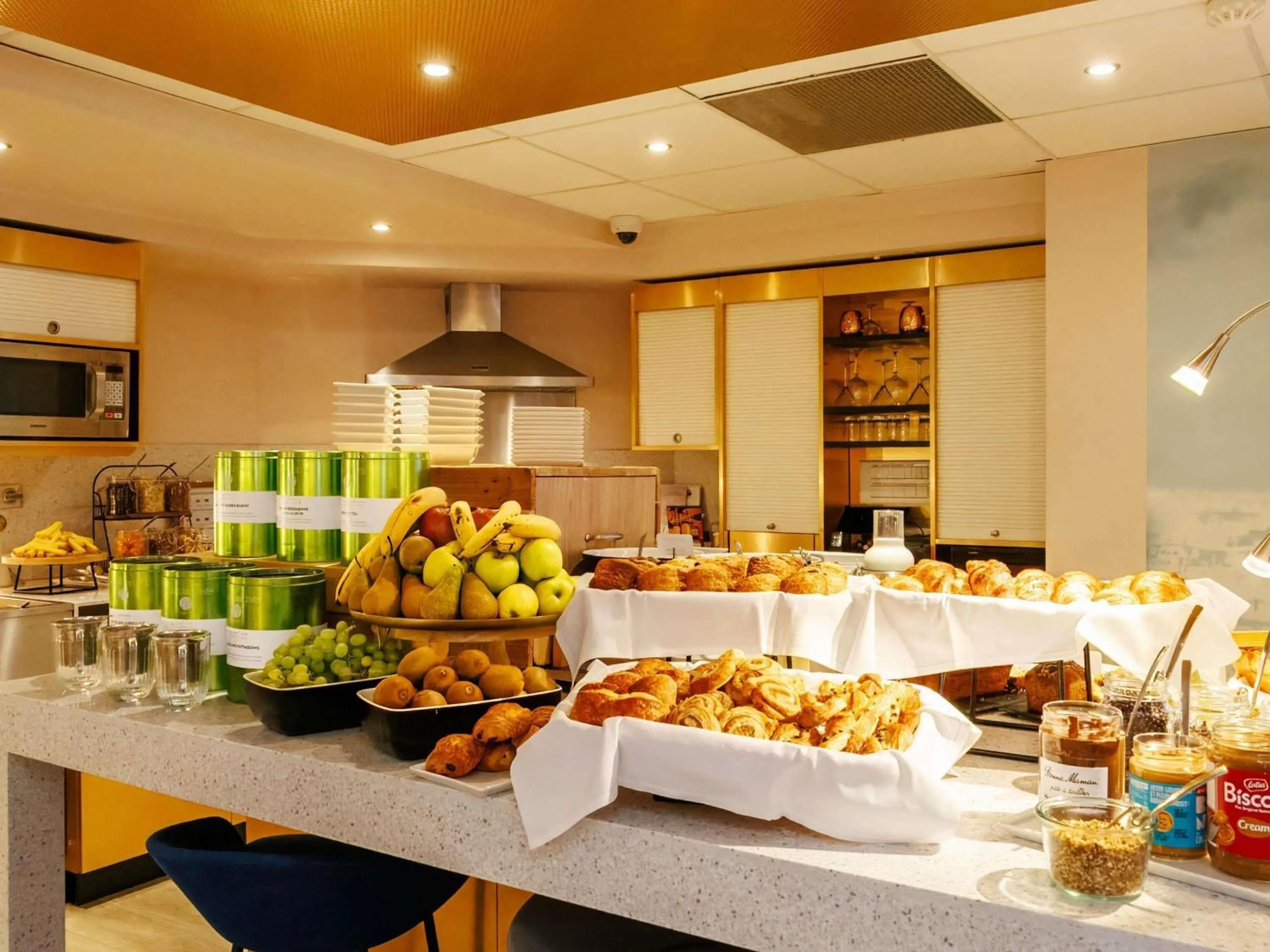 Breakfast in Mercure Rouen Centre Cathédrale