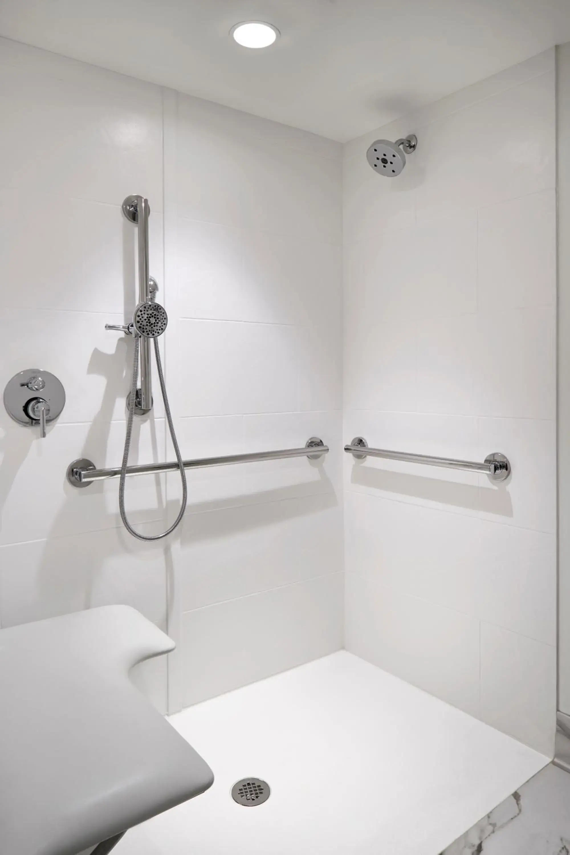 ADA Queen in ARC HOTEL Washington DC, Georgetown ADA Queen in ARC HOTEL Washington DC, Georgetown